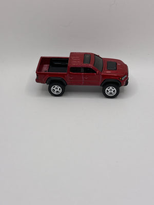 Hot Wheels 20 Toyota Tacoma Diecast