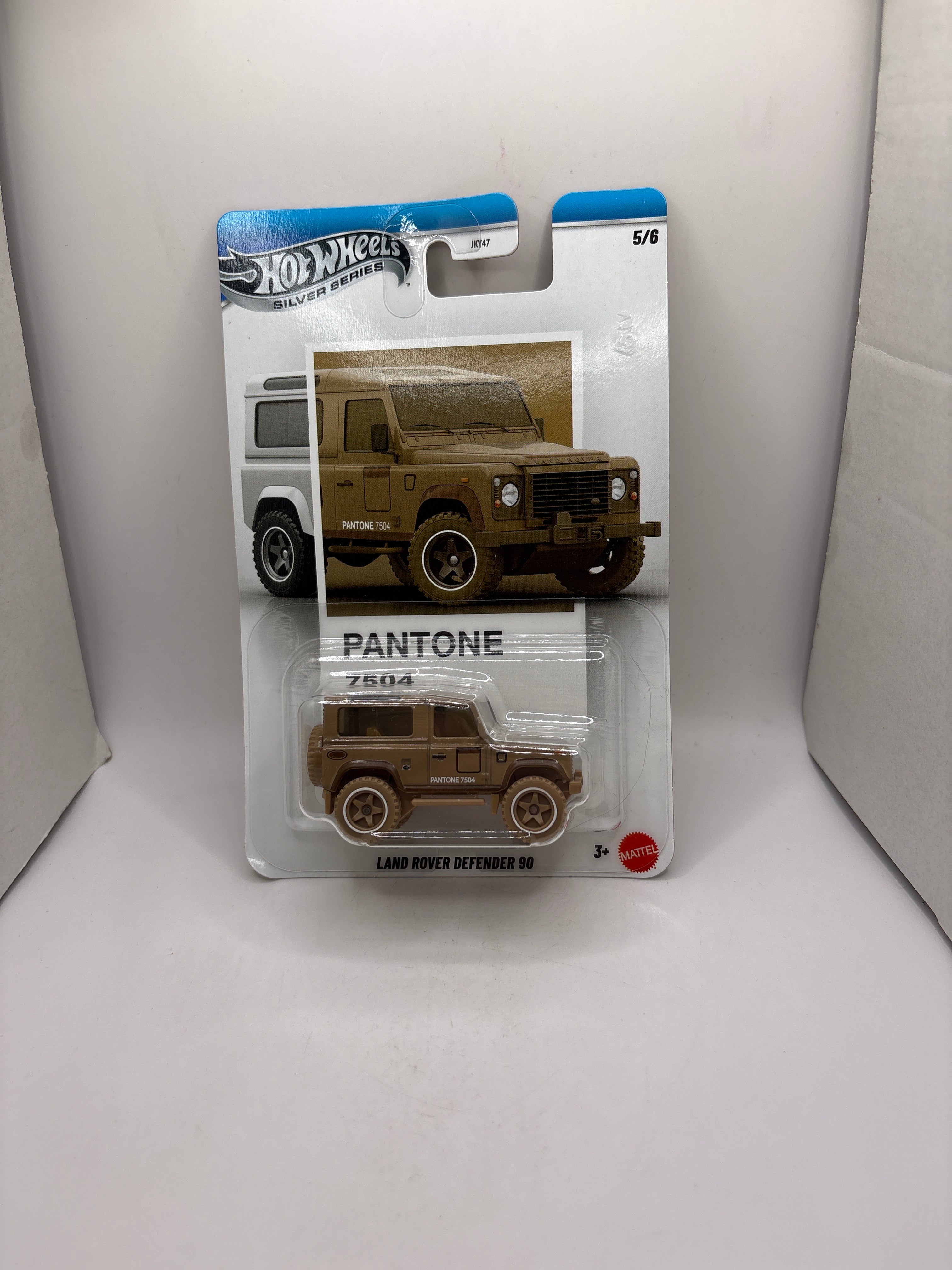 Hot Wheels Land Rover Defender 90 Diecast