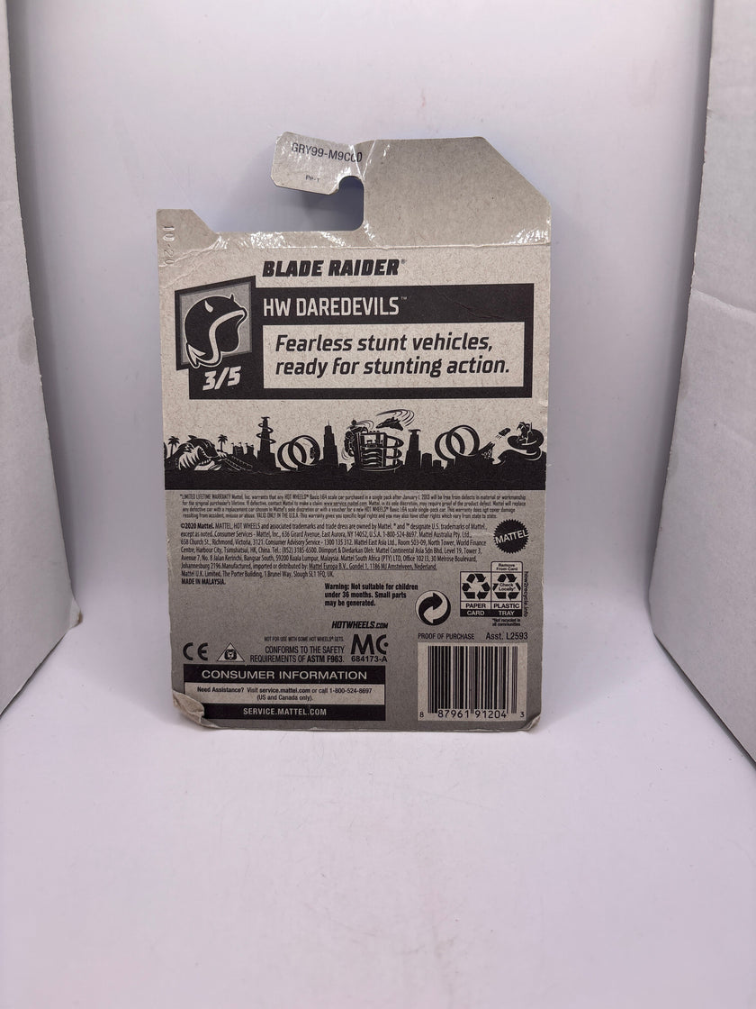 Hot Wheels Blade Raider Diecast blue
