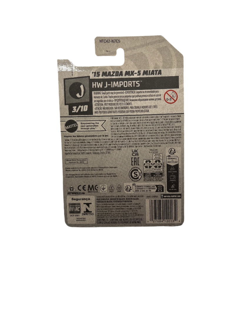 Hot Wheels 15 Mazda MX-5 Miata Diecast