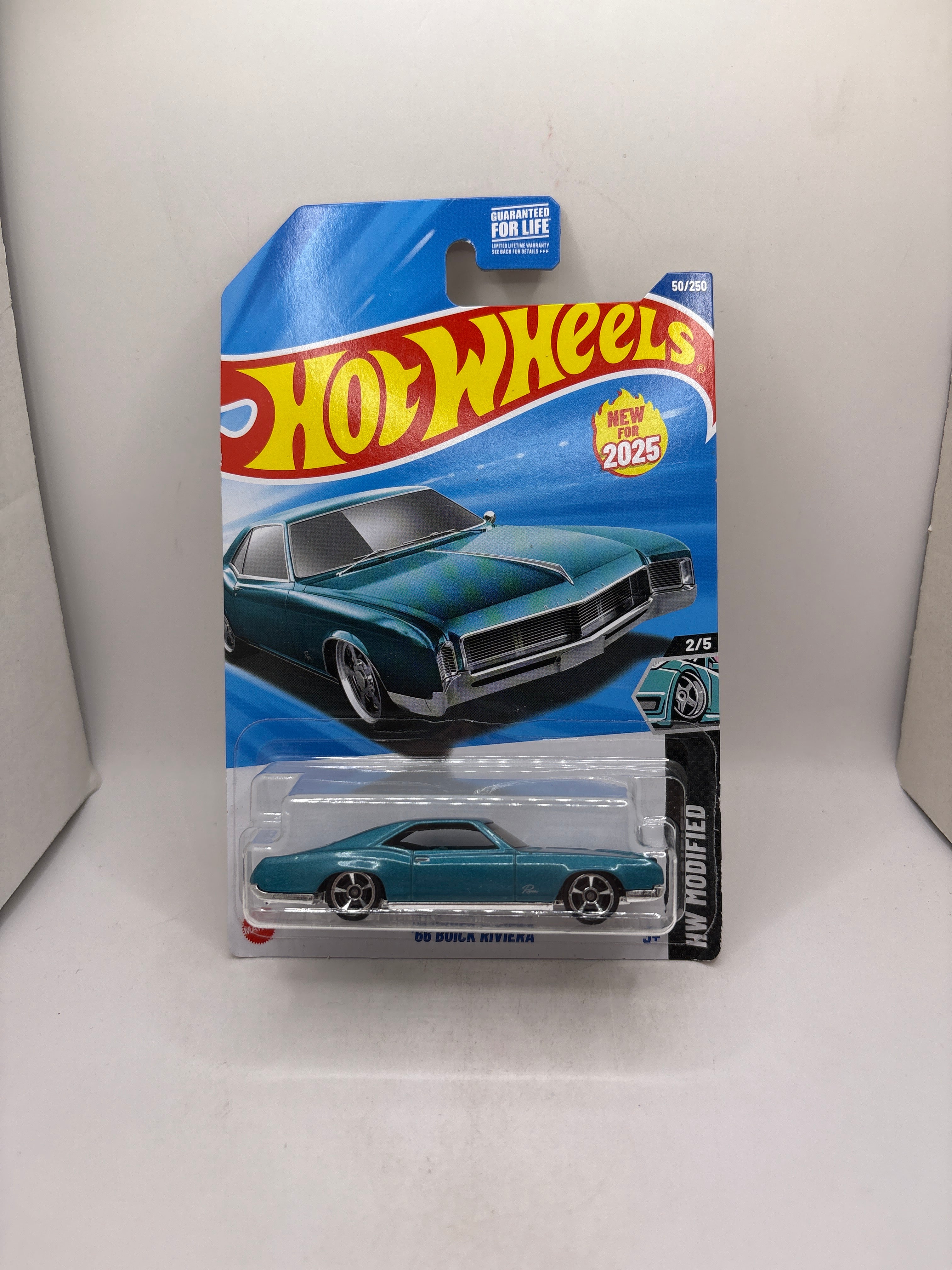 Hot Wheels 66 Buick Riviera Diecast