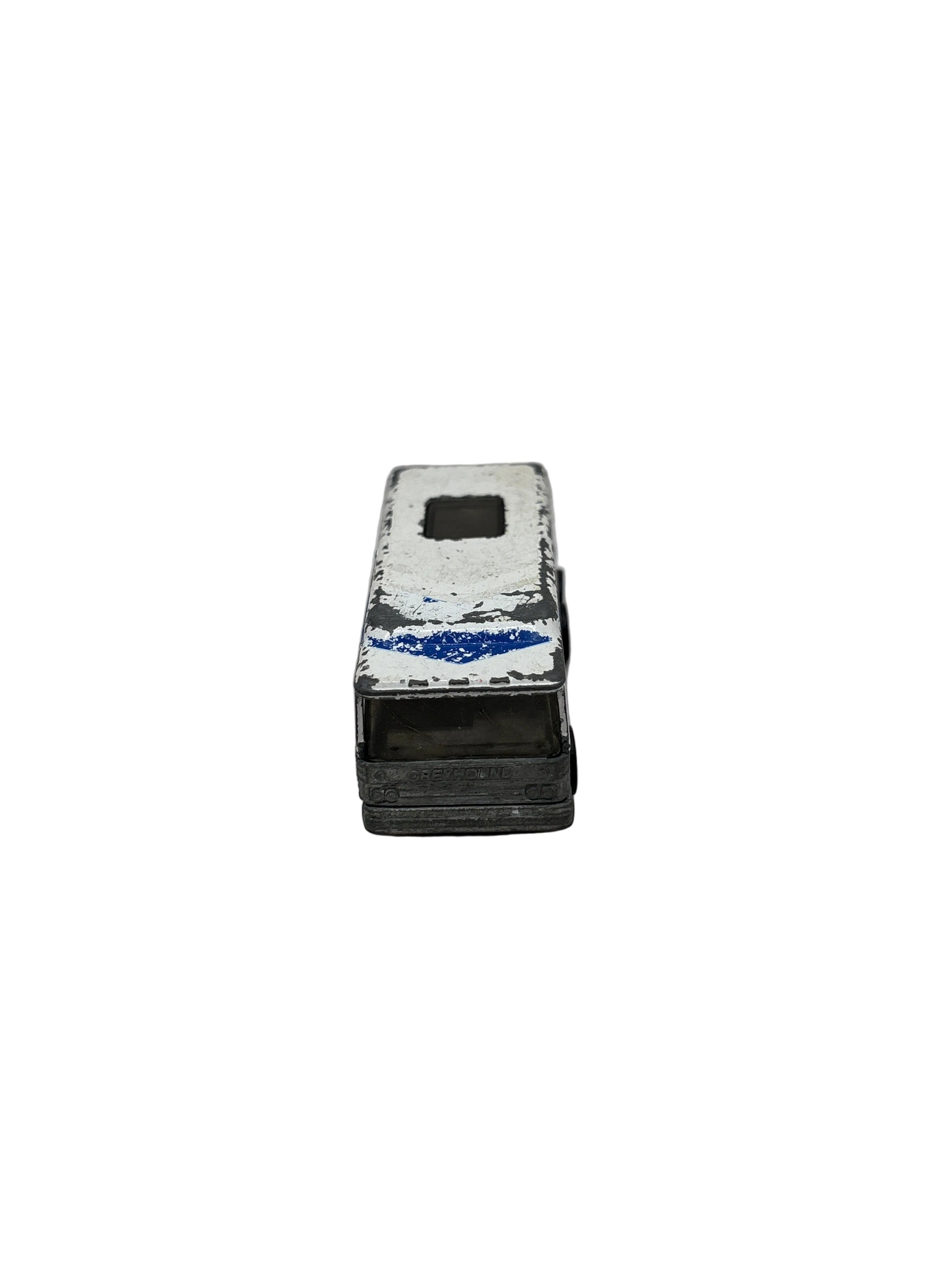 Hot Wheels Greyhound Bus Diecast white