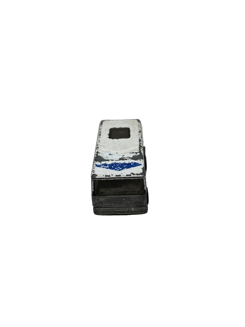 Hot Wheels Greyhound Bus Diecast white