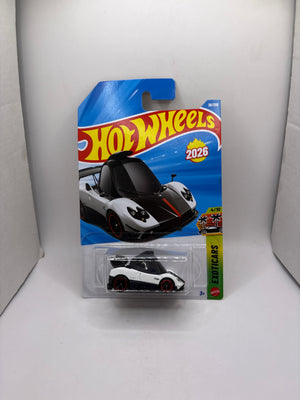 Hot Wheels Pagani Zonda Cinque Diecast