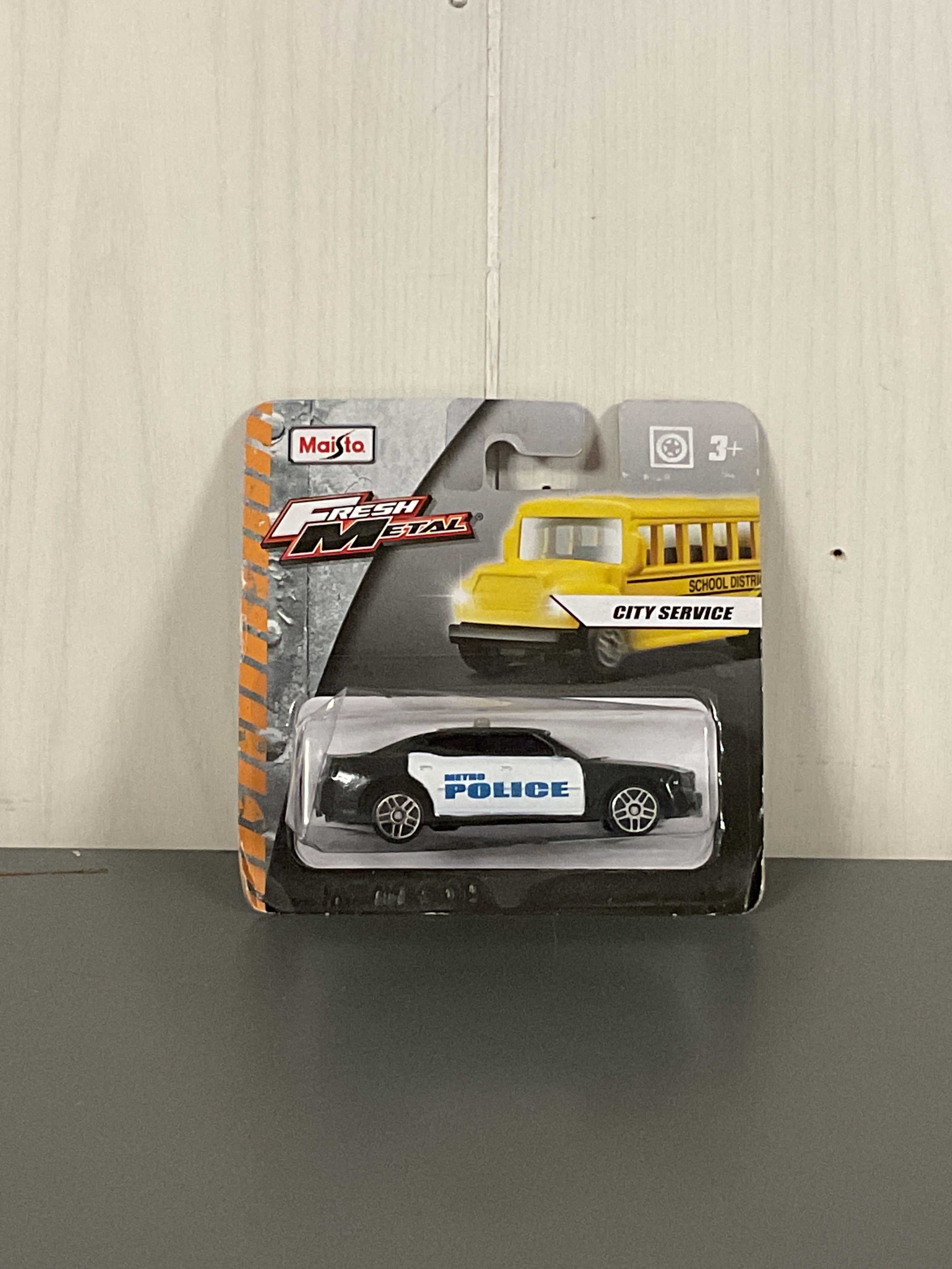 Maisto Fresh Metal City Service Metro Police Diecast Black Bad Card