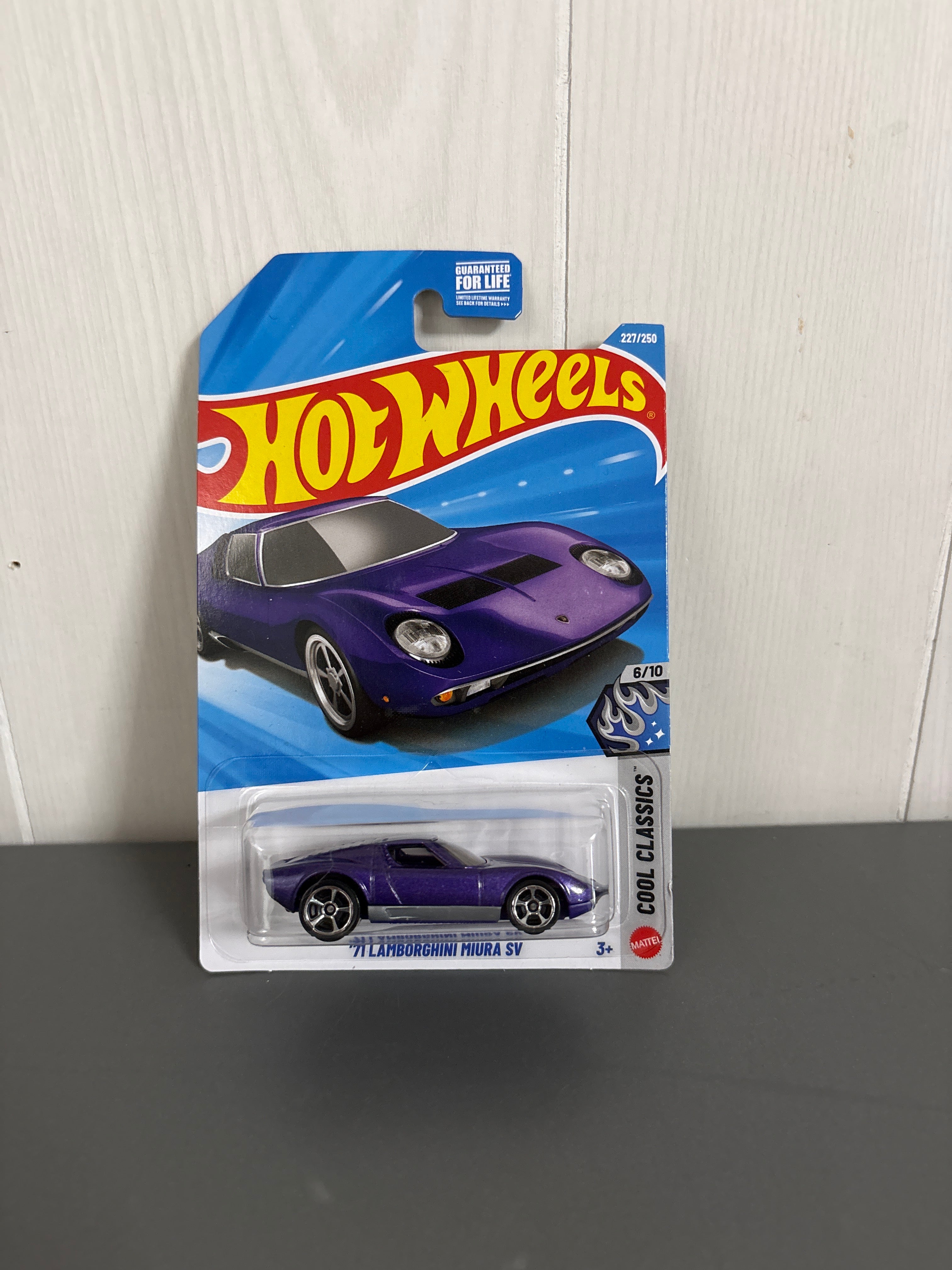 Hot Wheels 71 Lamborghini Miura SV Diecast