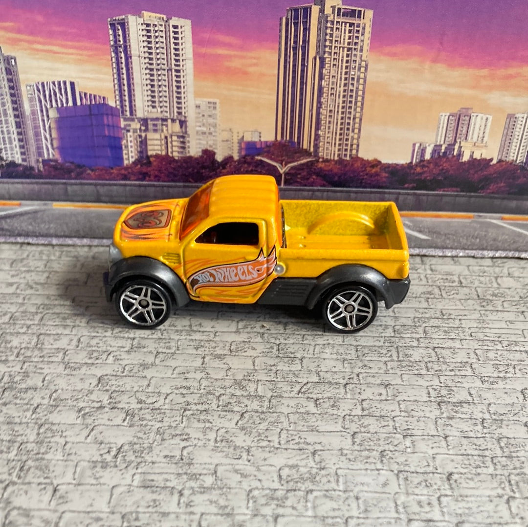 Hot Wheels Dodge M80 Diecast