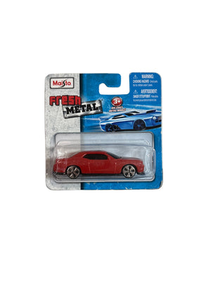 Maisto 2008 Dodge Challenger SRTB Diecast red