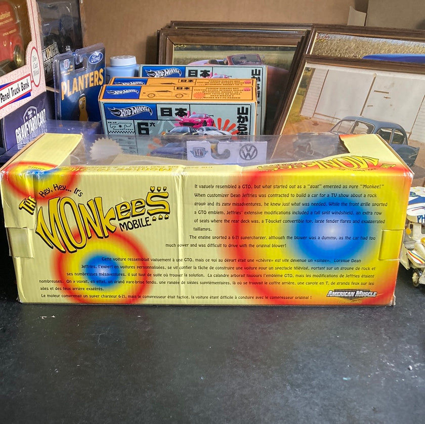 Ertl Monkee Mobile