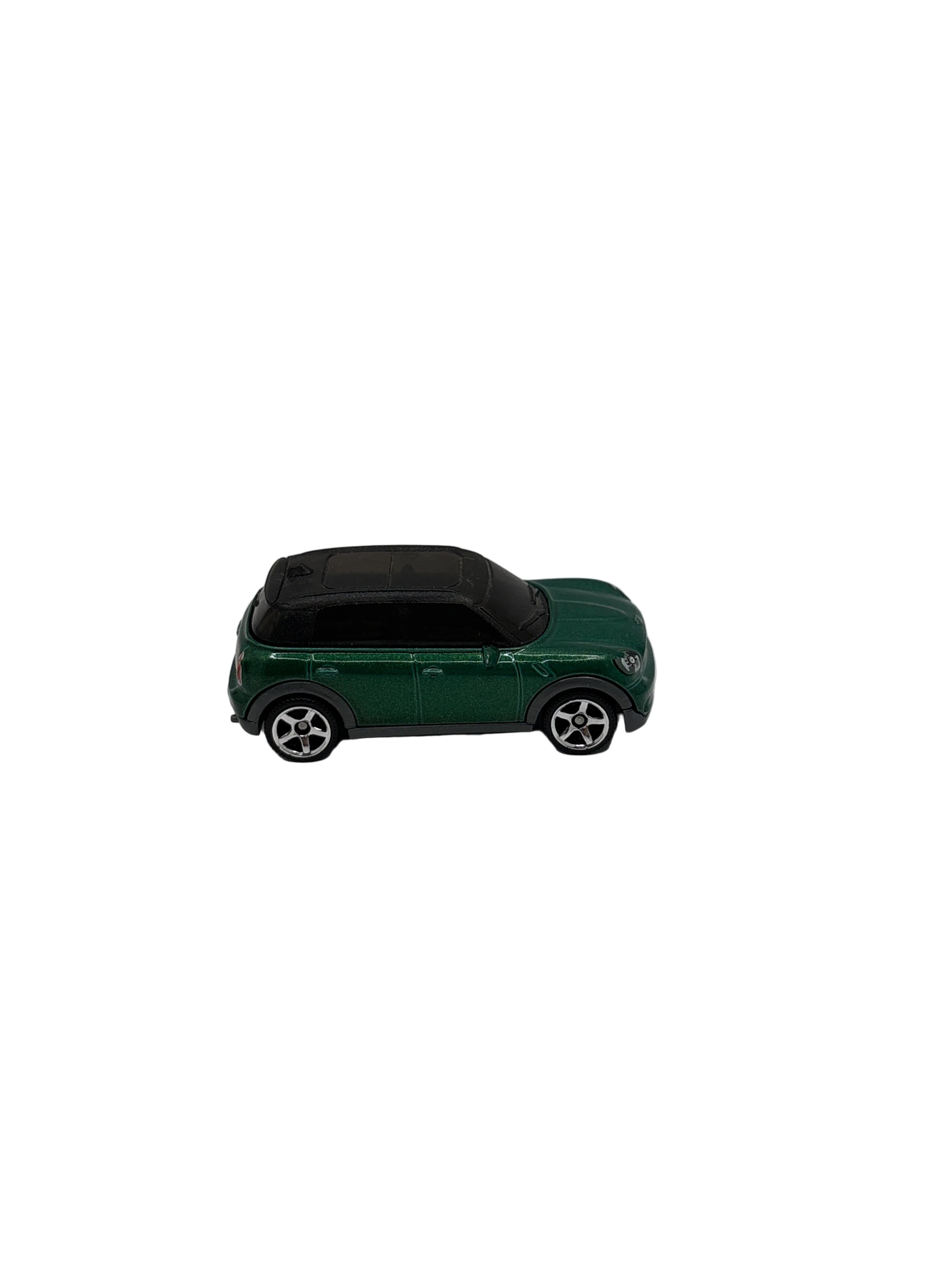 Matchbox 2011 Mini Cooper Countryman Diecast green