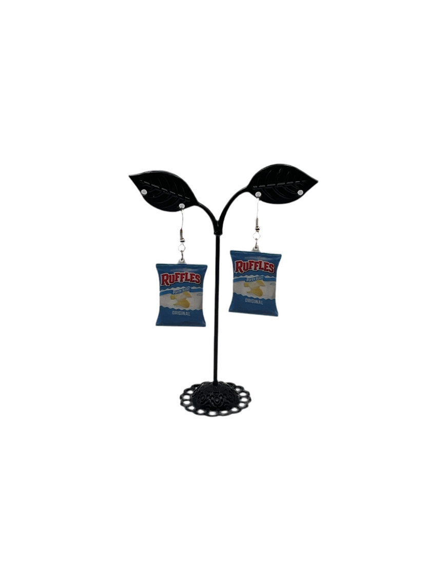 Ruffles chip earrings