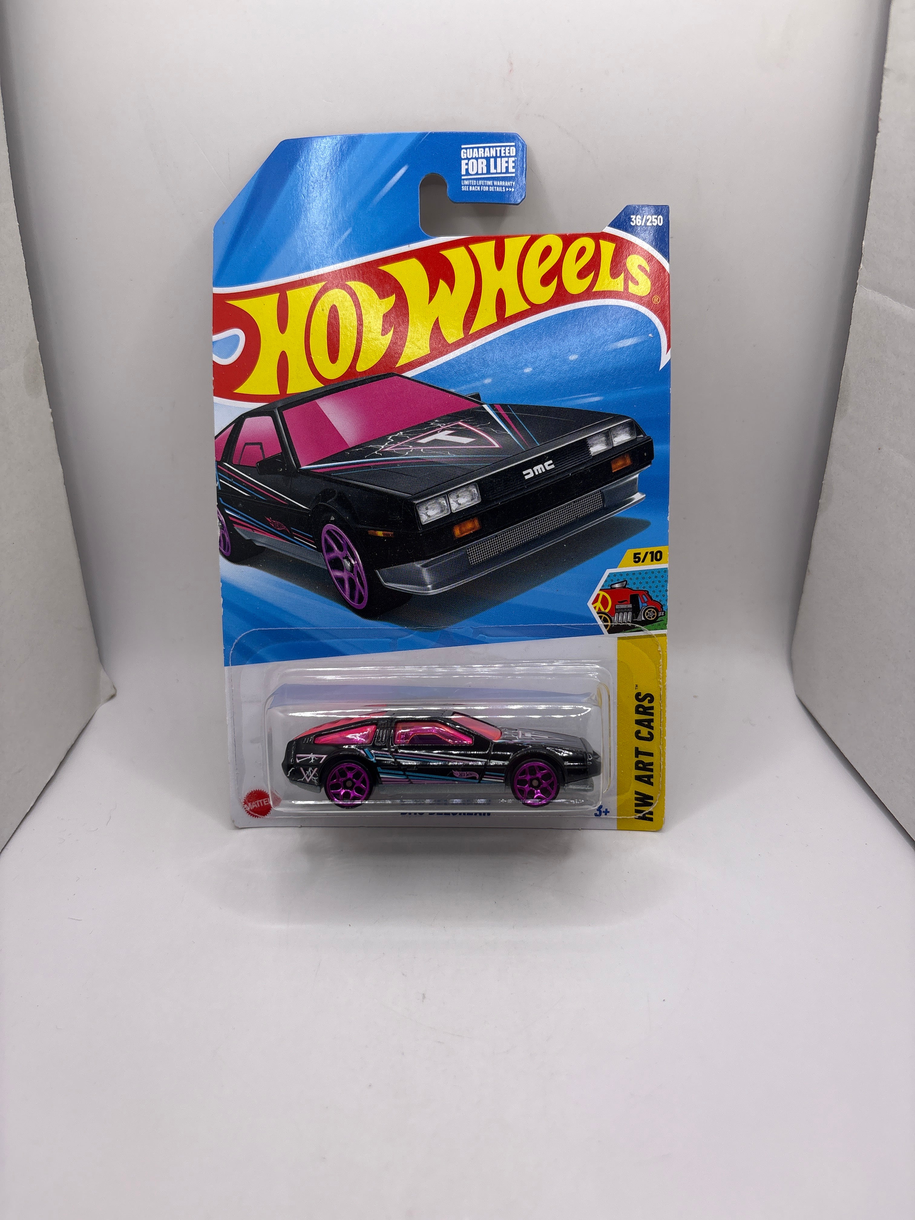 Hot Wheels DMC Delorean Diecast black