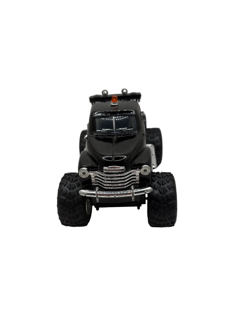 Kinsmart 1953 Chevrolet 3100 Wrecker (Off Road) Diecast black