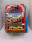 Johnny Lightning 71 Pontiac GTO Super Stocker Diecast