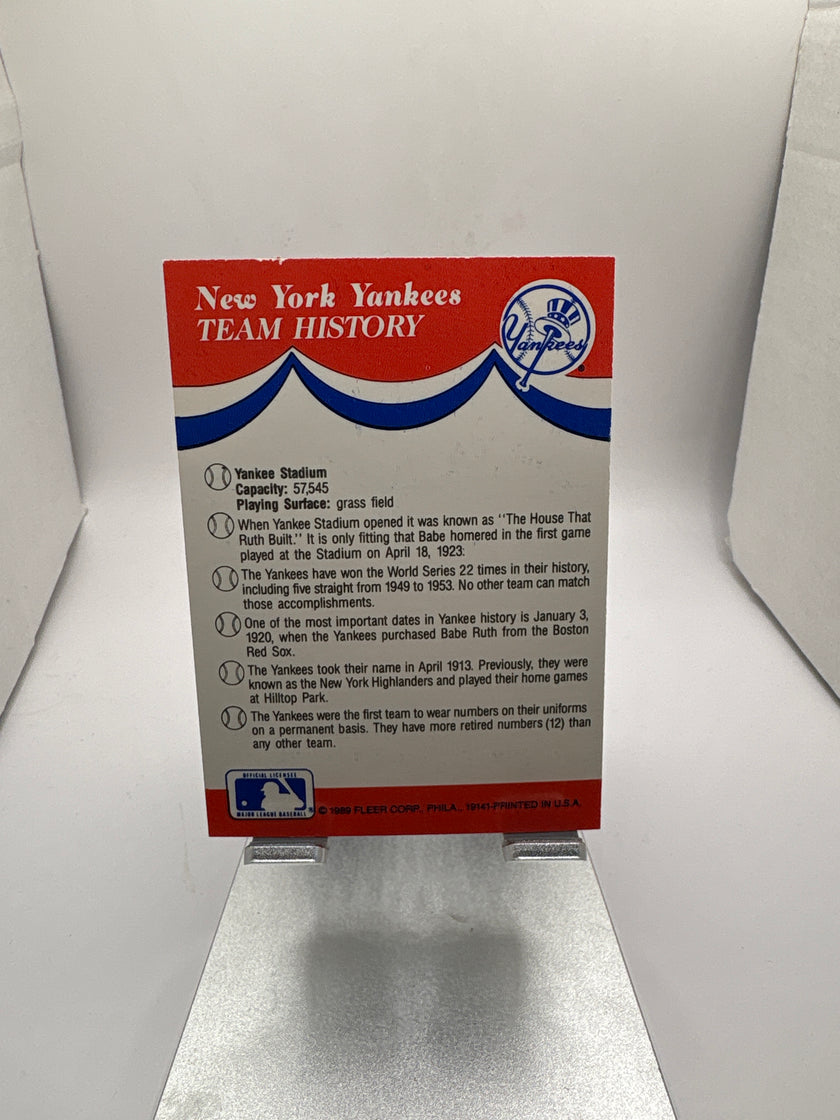 Fleer New York Yankees Baseball Sticker Sports Card