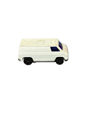 Hot Wheels Super Van Diecast white