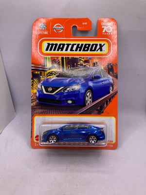 Matchbox 2016 Nissan Sentra Diecast