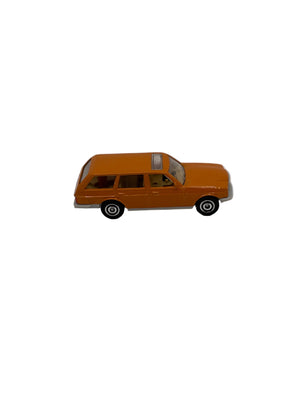 Matchbox 80 Mercedes-Benz W123 Diecast