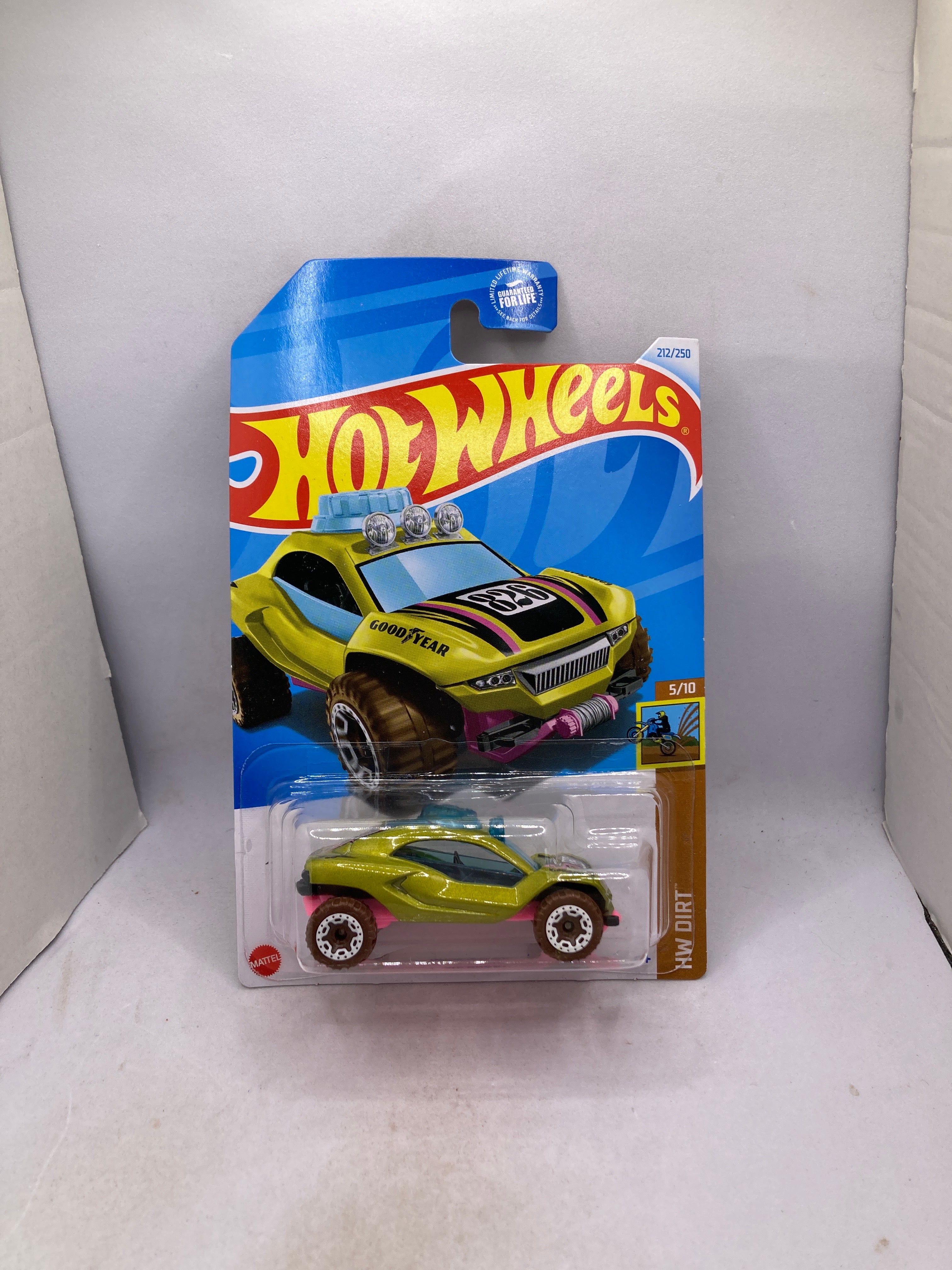 Hot Wheels Dune Daddy Diecast