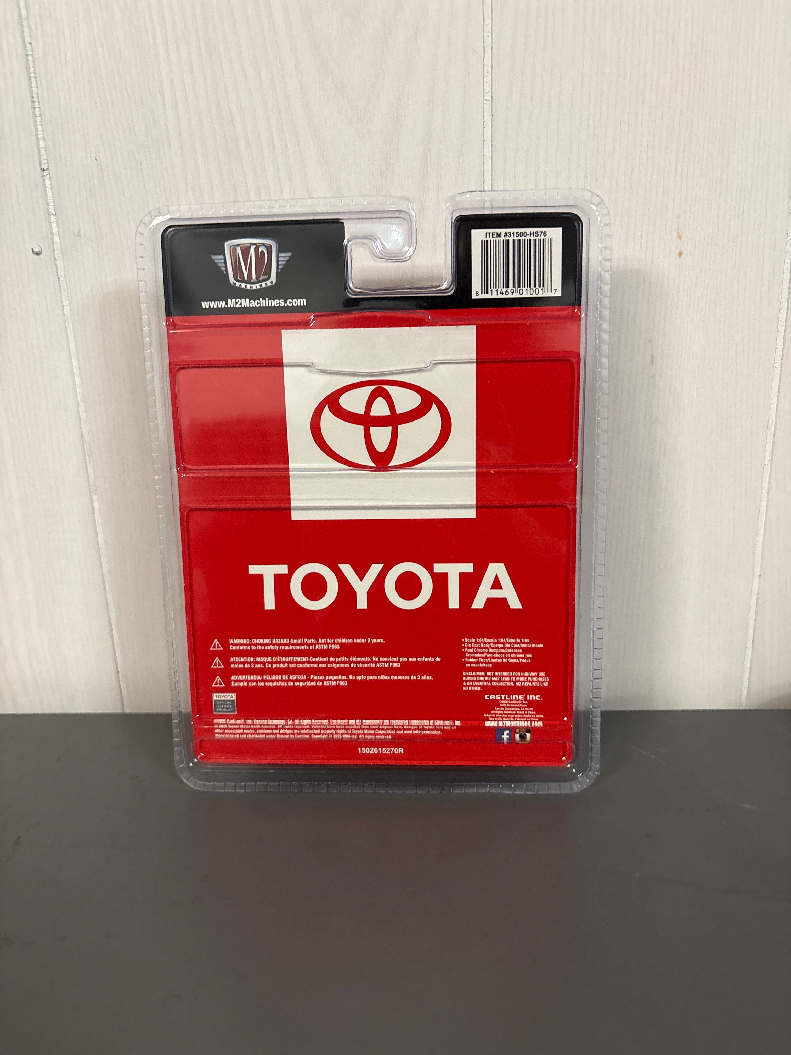 M2 1985 Toyota Truck Diecast