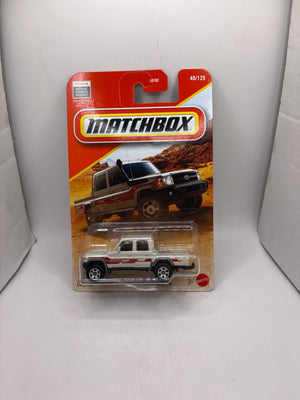 Matchbox 17 Toyota Landcruiser 78 Diecast white