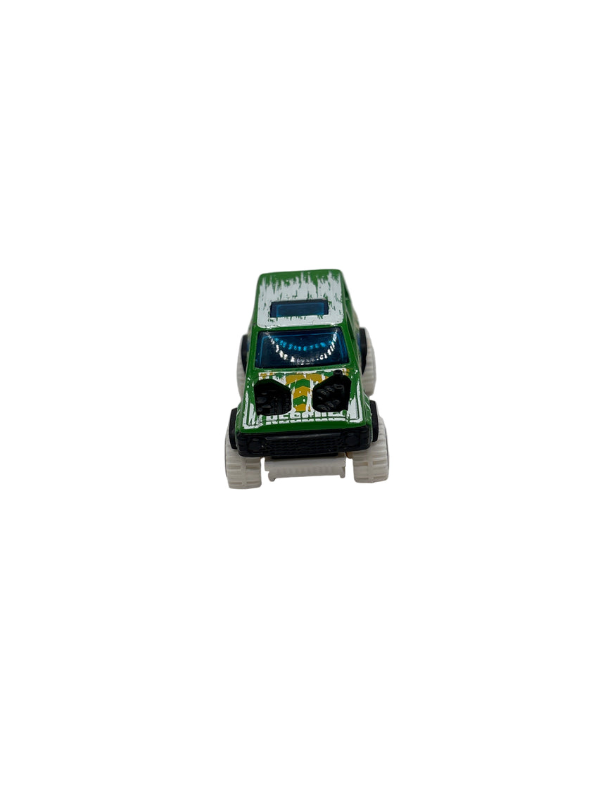 Hot Wheels Nissan Patrol Custom Diecast green