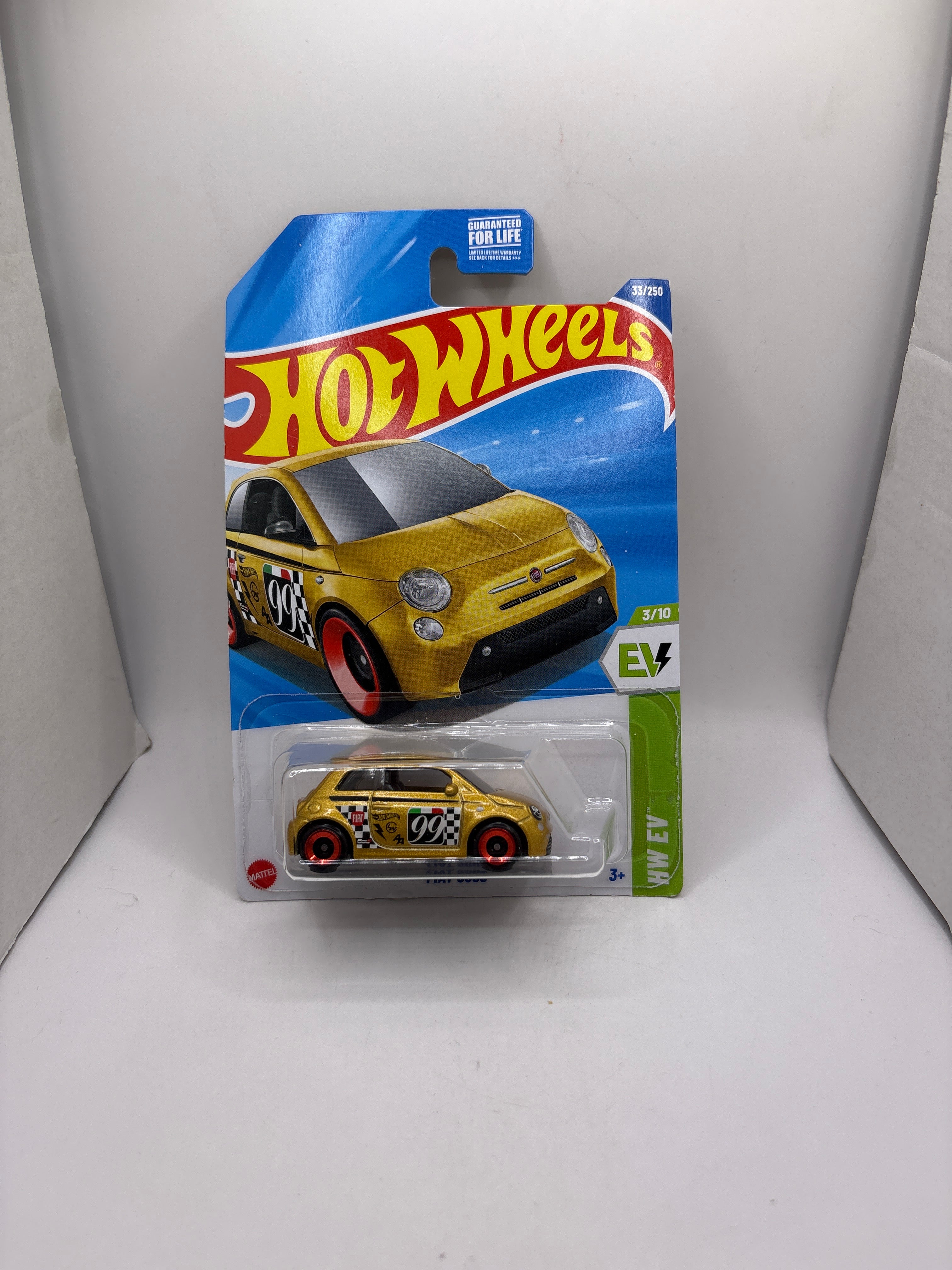 Hot Wheels Fiat 500e Diecast gold