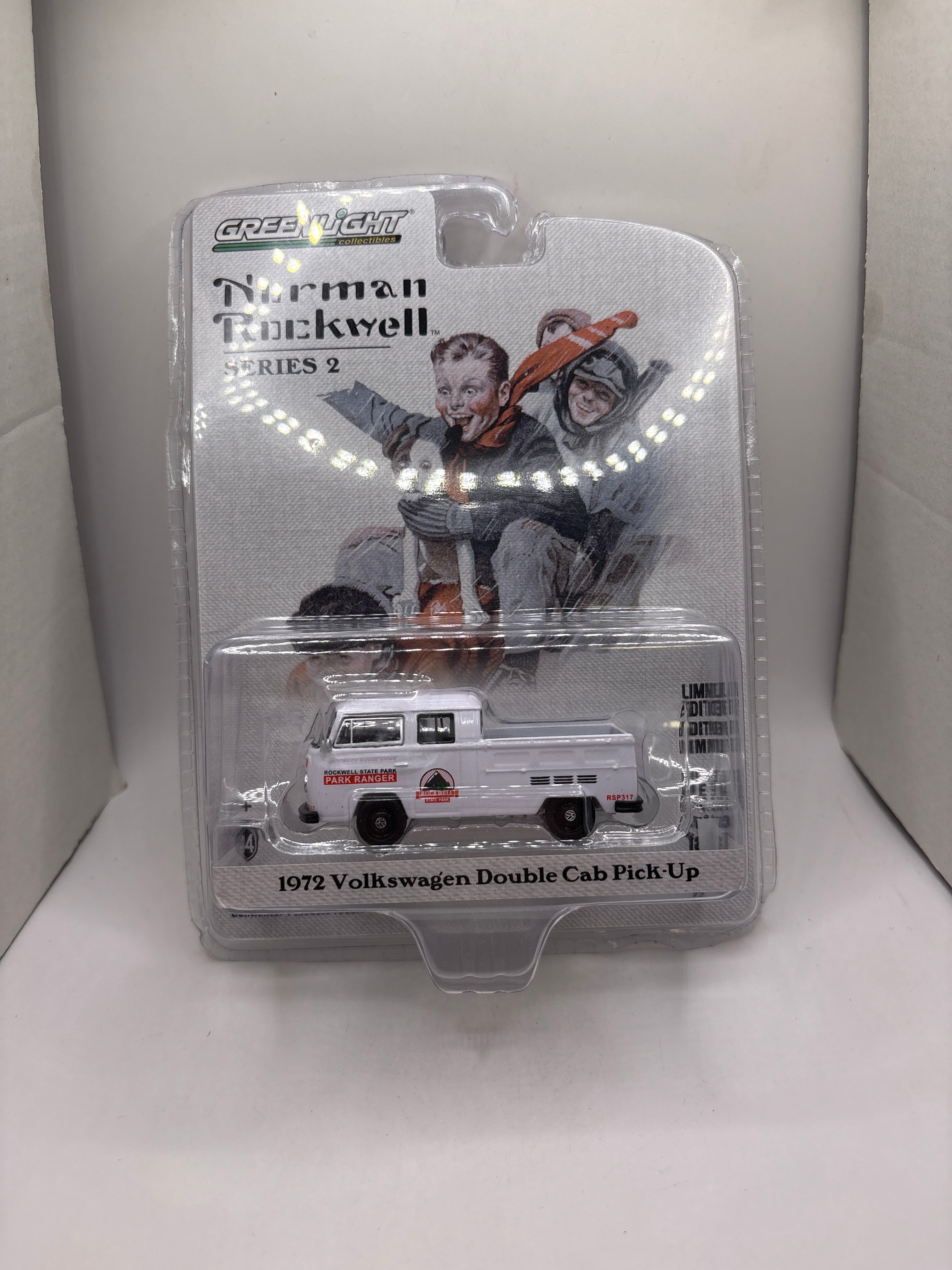 Greenlight 1972 Volkswagen Double Cab Pick-Up Diecast white