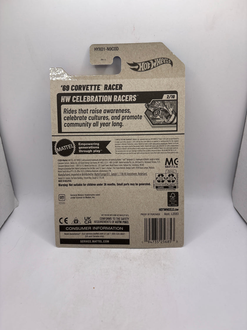 Hot Wheels 69 Corvette Racer Diecast white