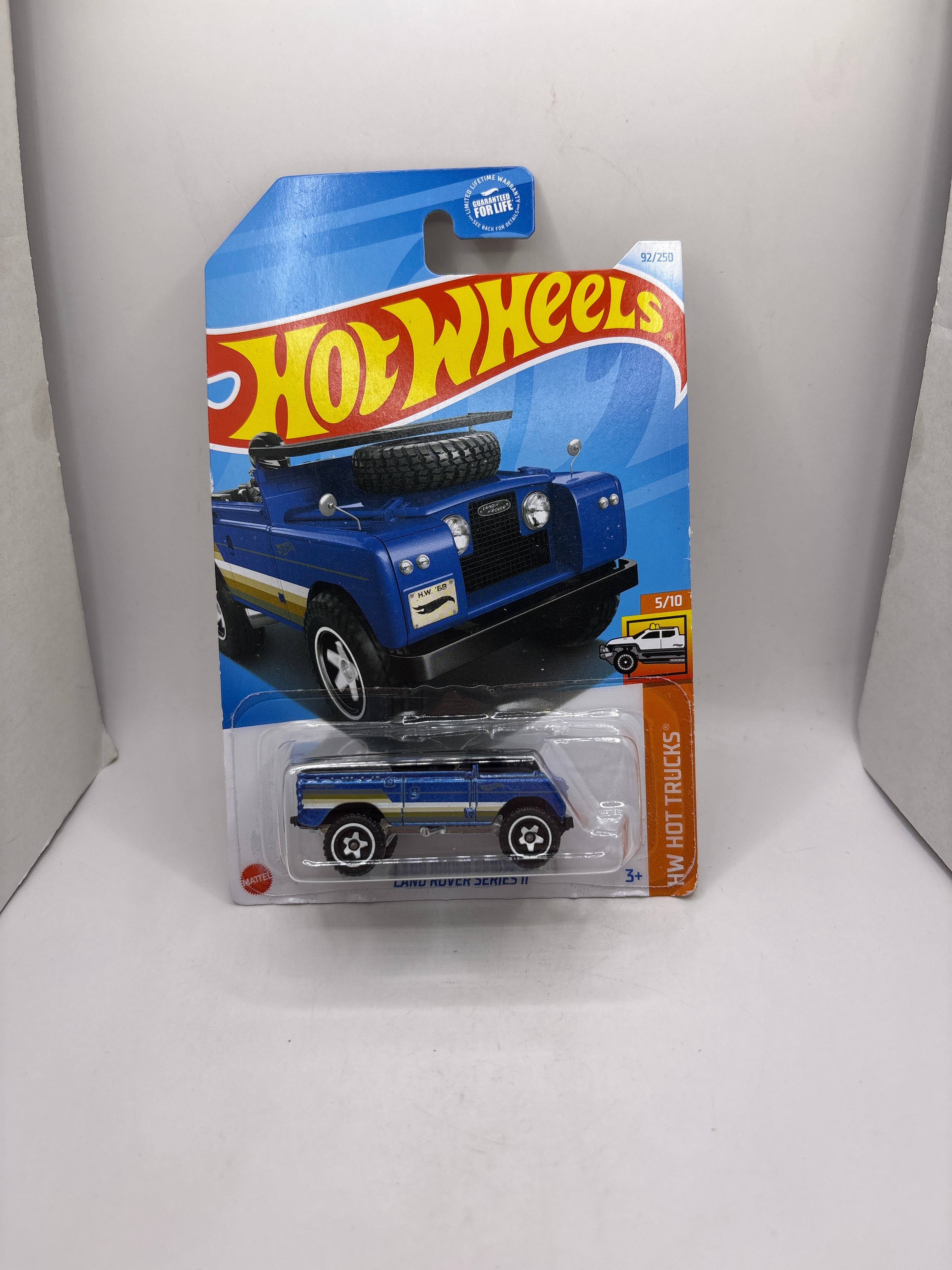 Hot Wheels Land Rover Series II Diecast