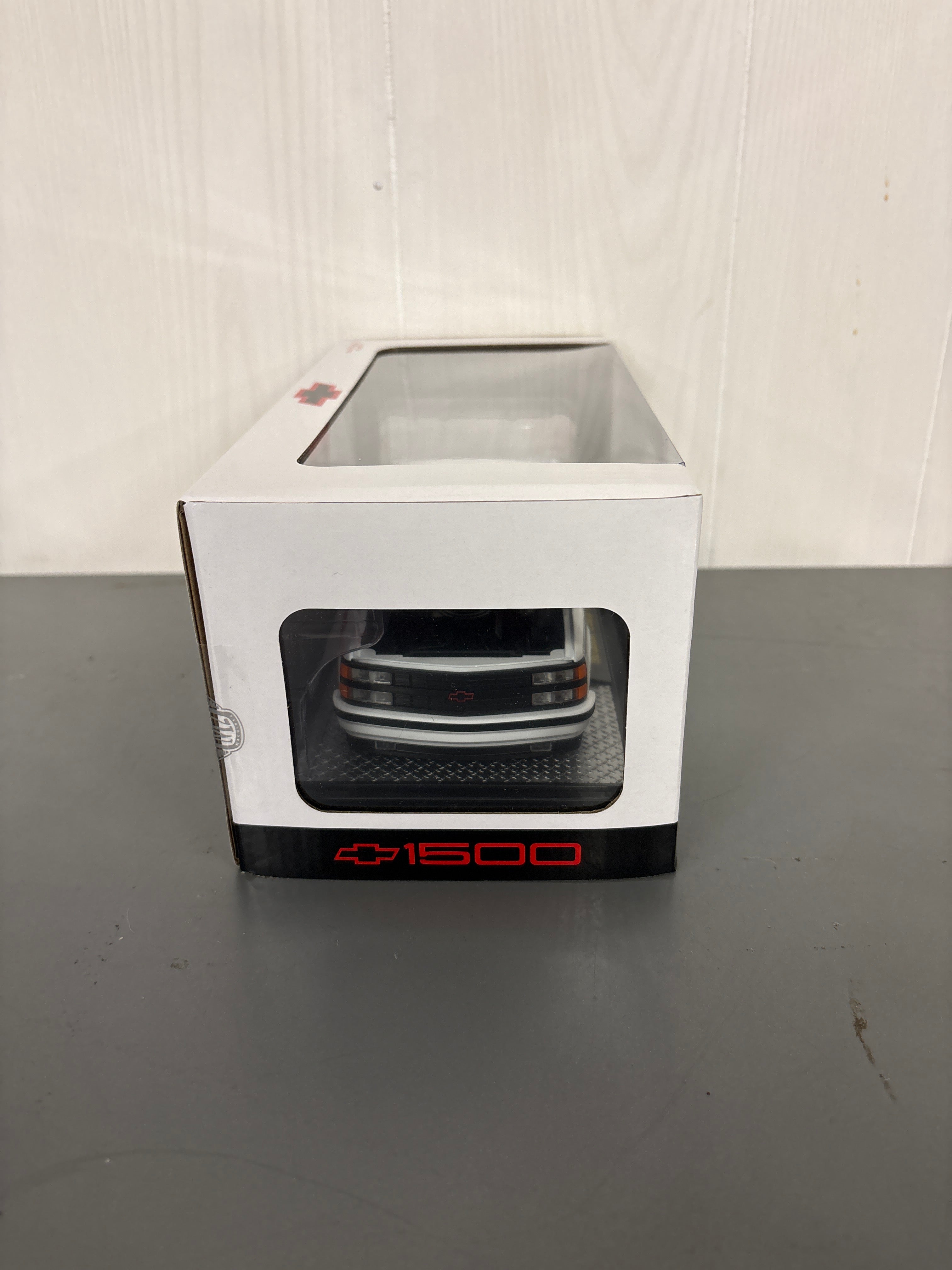 M2 1993 Chevrolet SS 454 Diecast