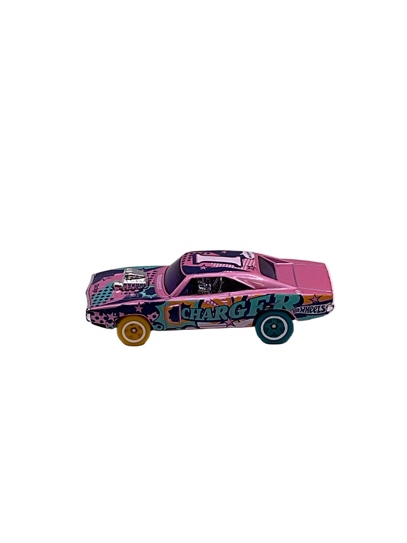 Hot Wheels ‘70 Dodge Charger R/T Diecast Pink