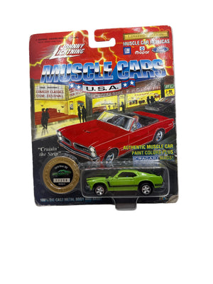 Johnny Lightning 1970 Boss 302 Diecast