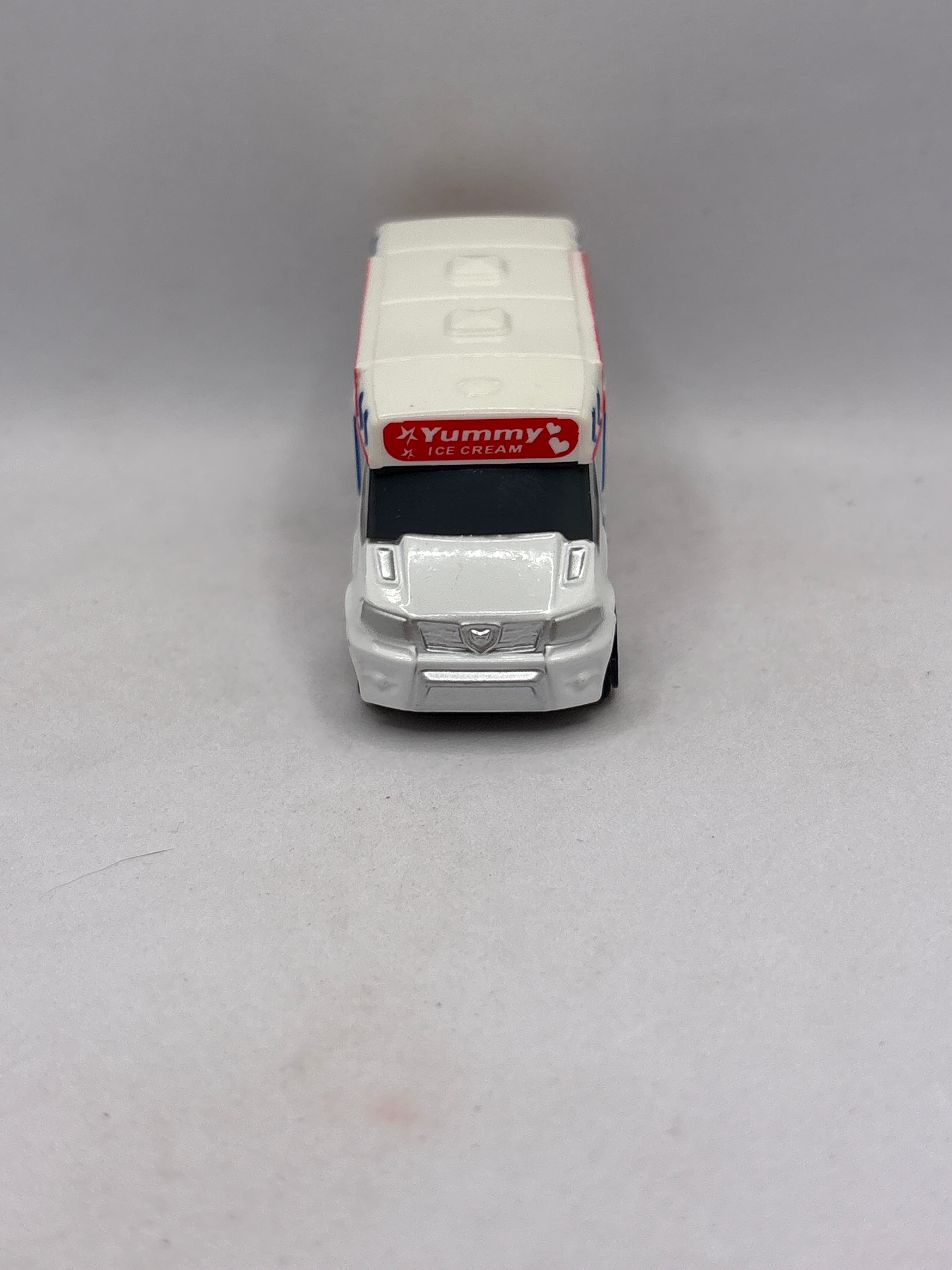 Motor Max Ice Cream Truck Diecast