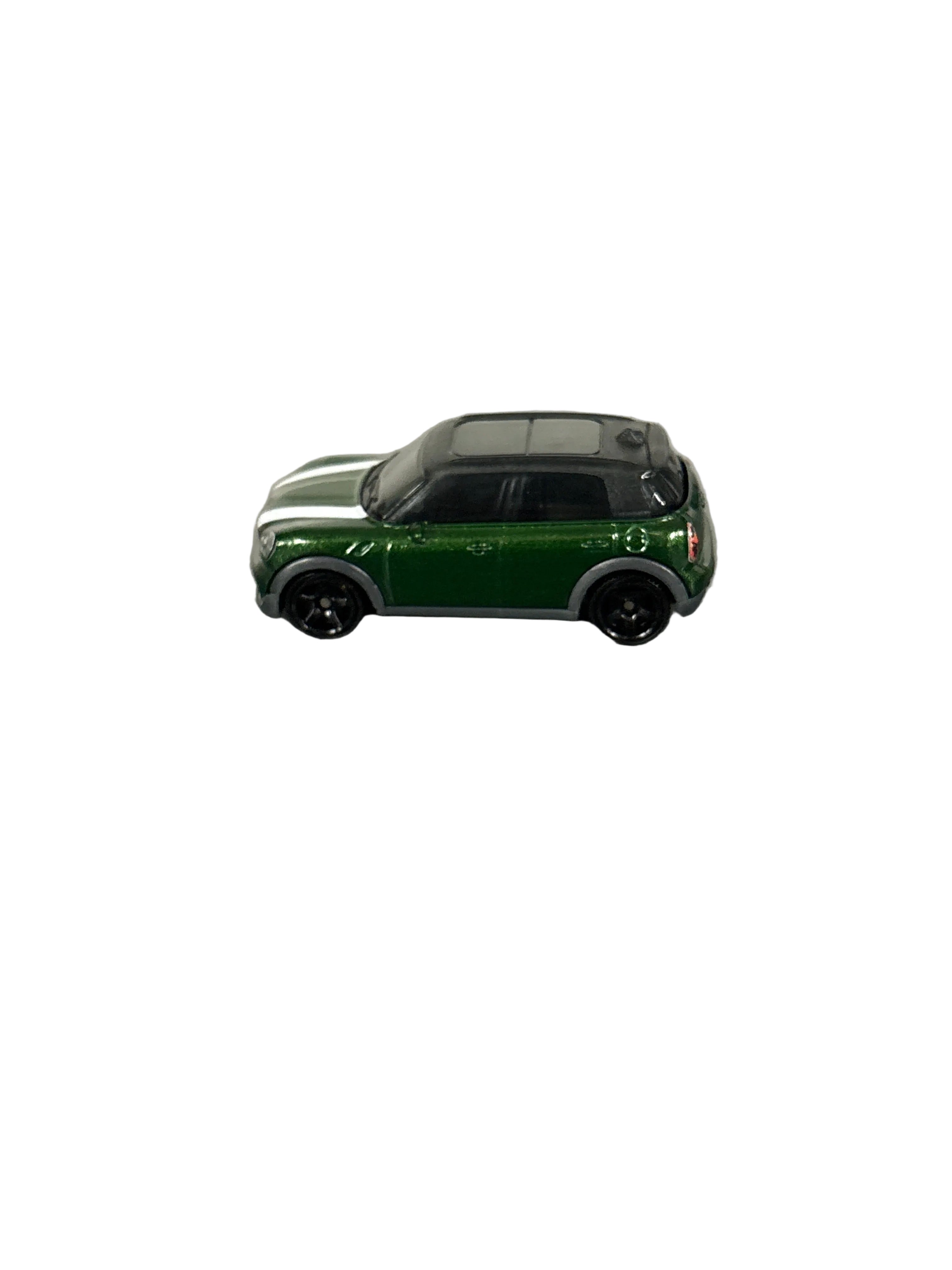 Matchbox 2011 Mini Cooper Countryman Diecast