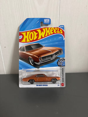 Hot Wheels 66 Buick Riviera Diecast brown