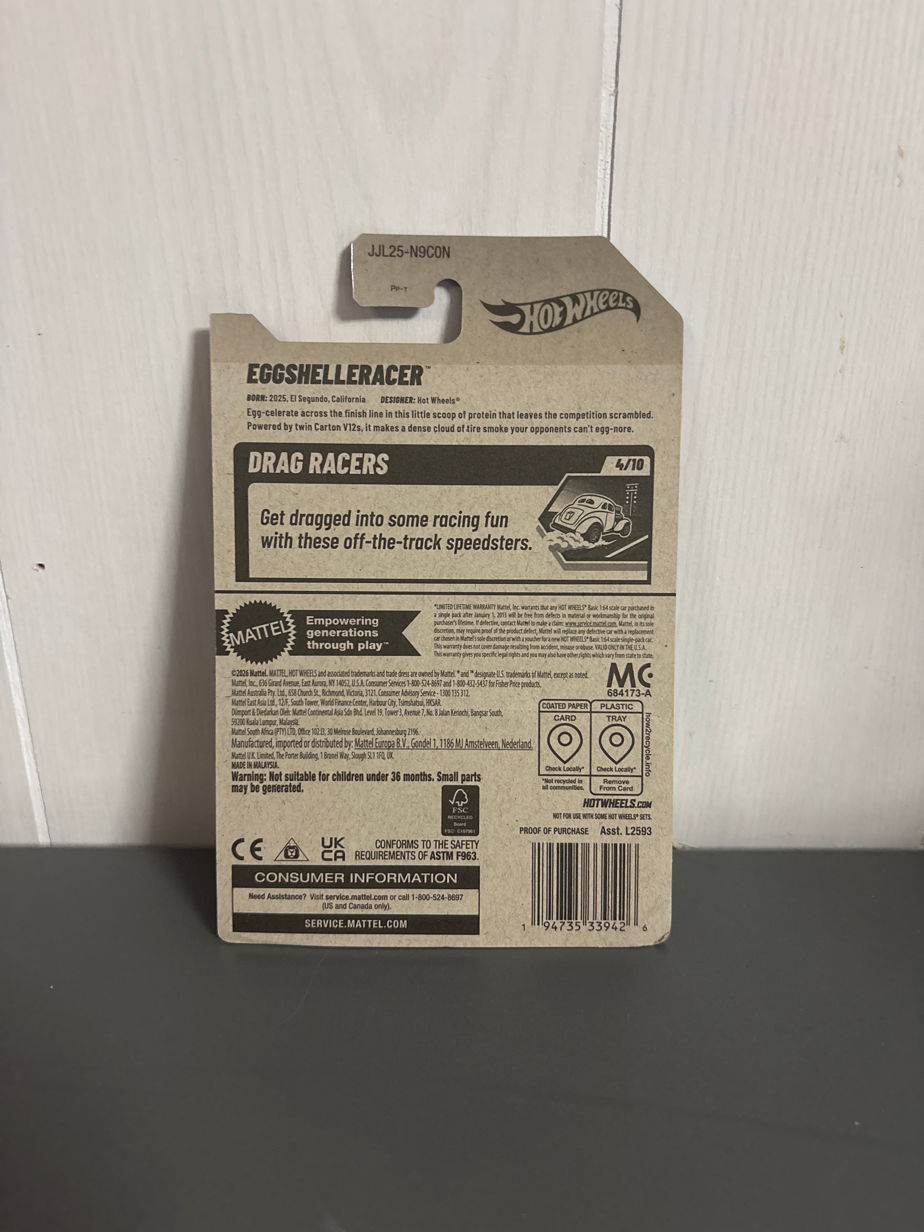 Hot Wheels Eggshelleracer Diecast