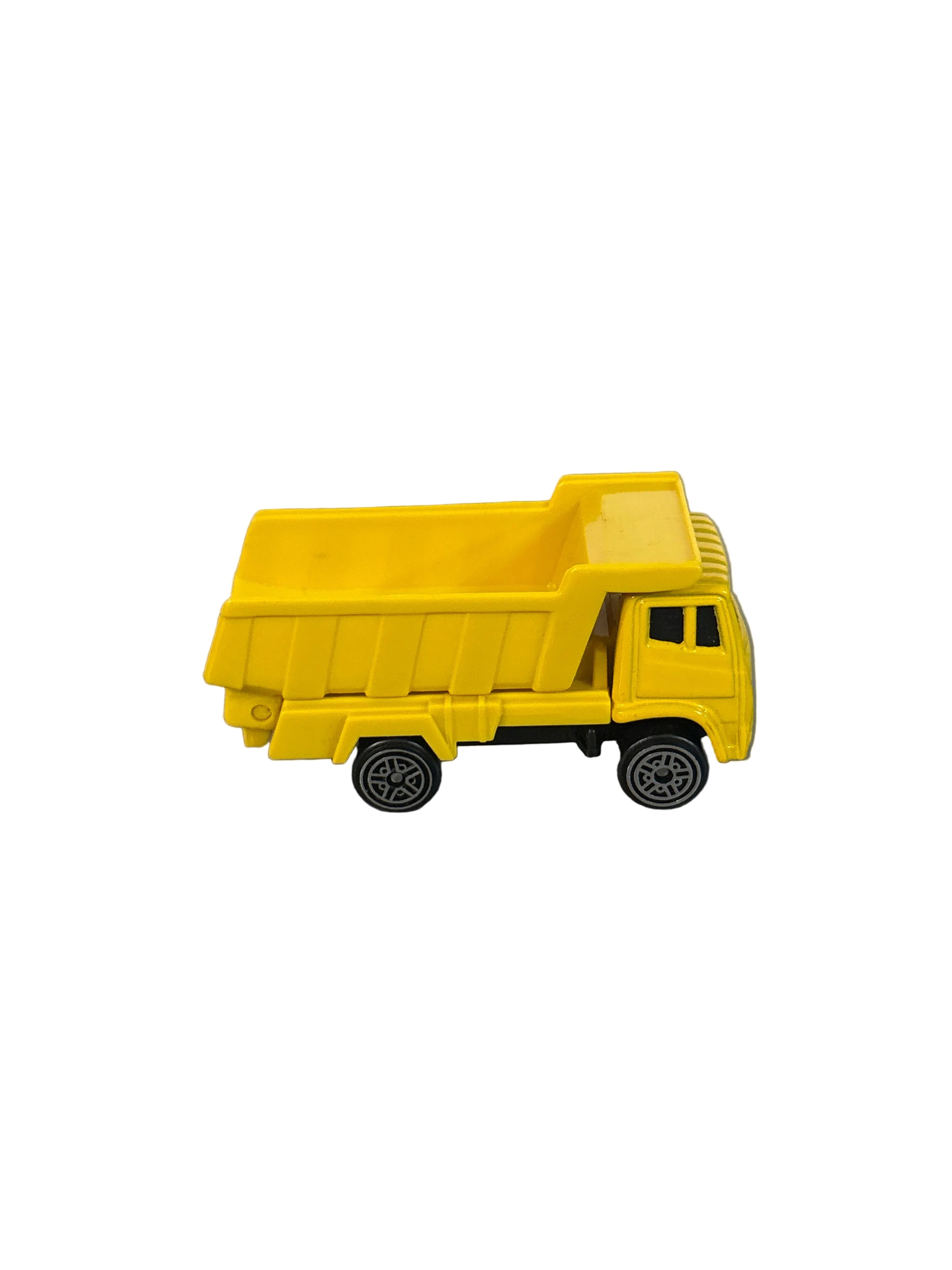 Maisto Dump Truck Diecast yellow