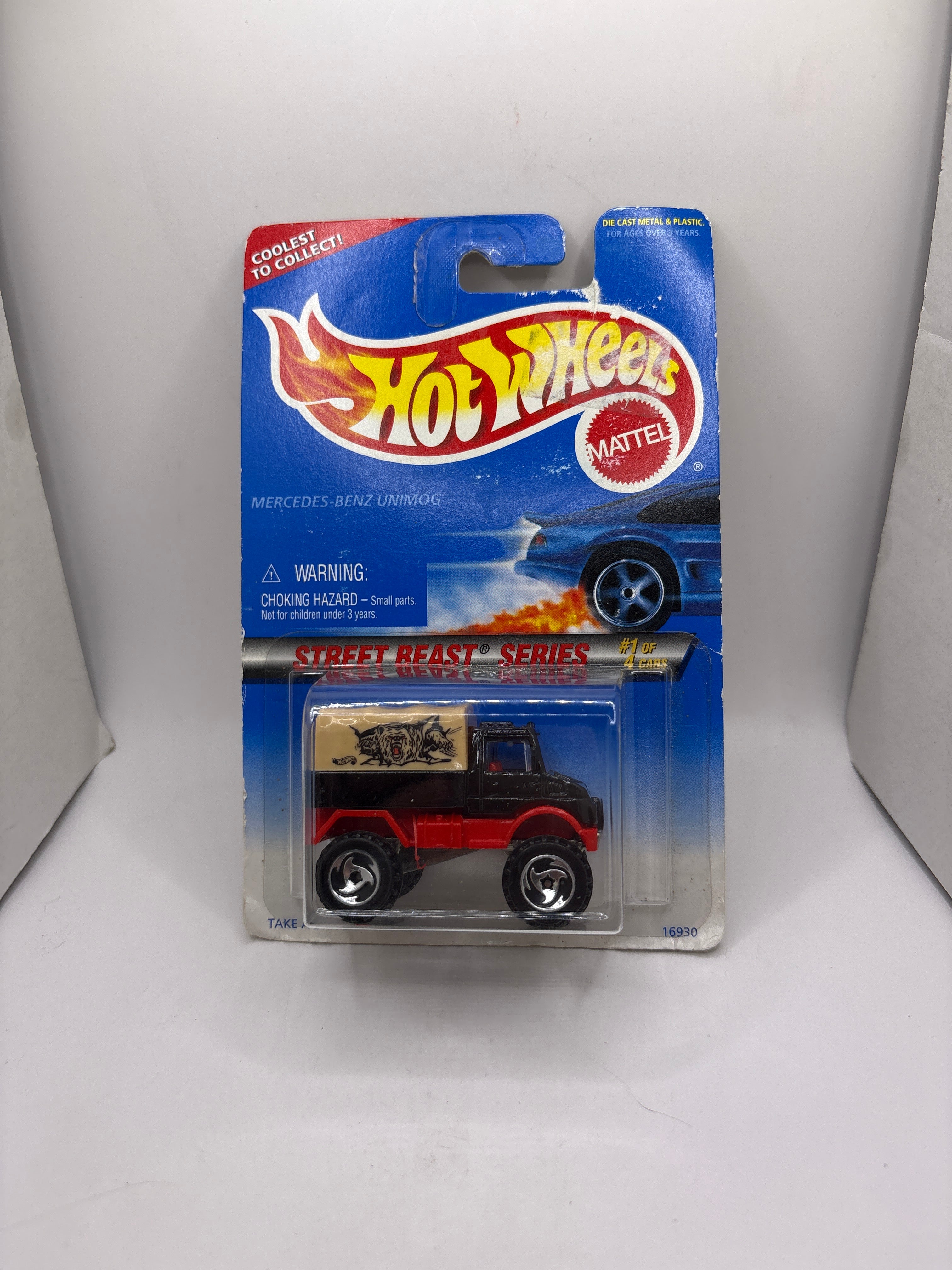 Hot Wheels Mercedes-Benz Unimog Diecast Black