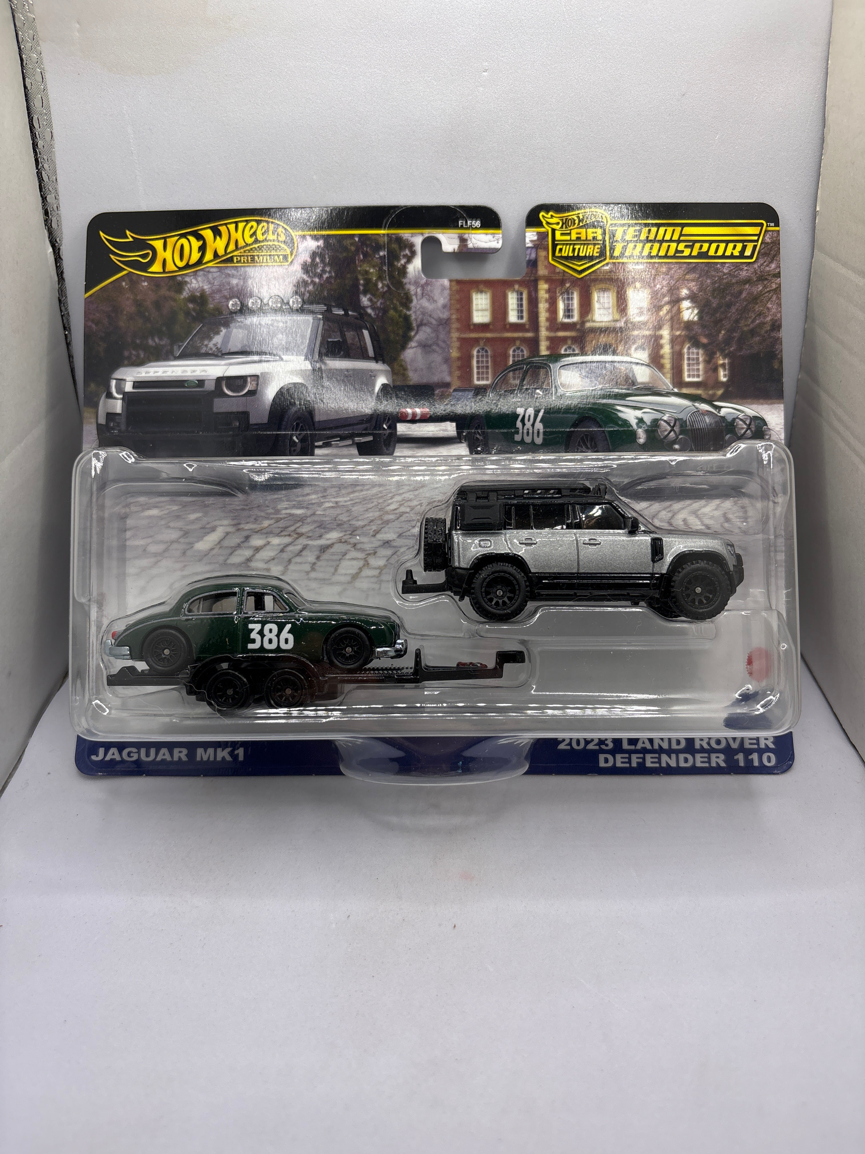 Hot Wheels Jaguar MK1 2023 Land Rover Defender 110 Diecast