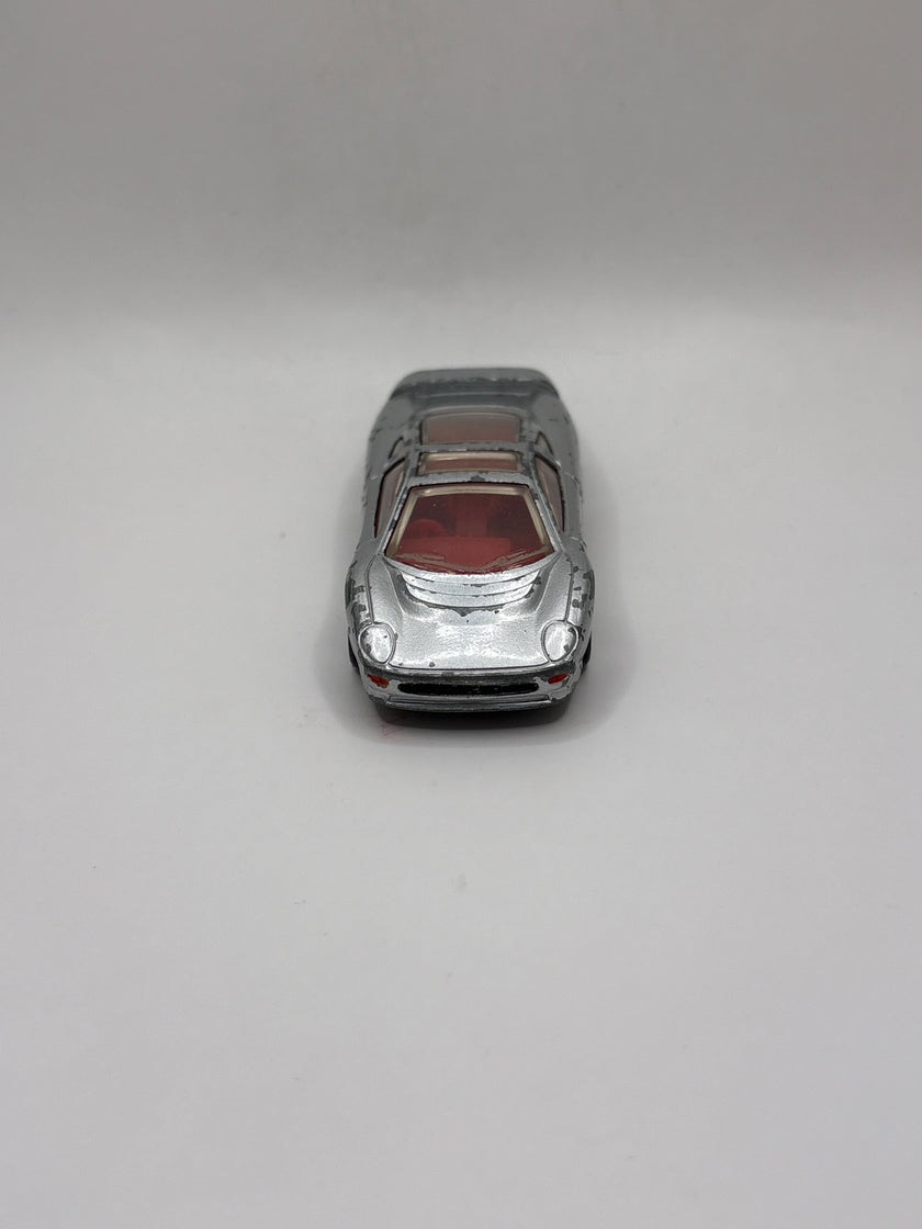Matchbox Jaguar XJ220 Diecast