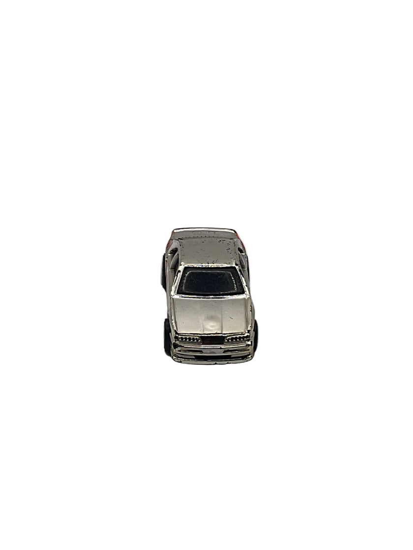 Hot Wheels ‘90 T-Bird Stocker Diecast Silver