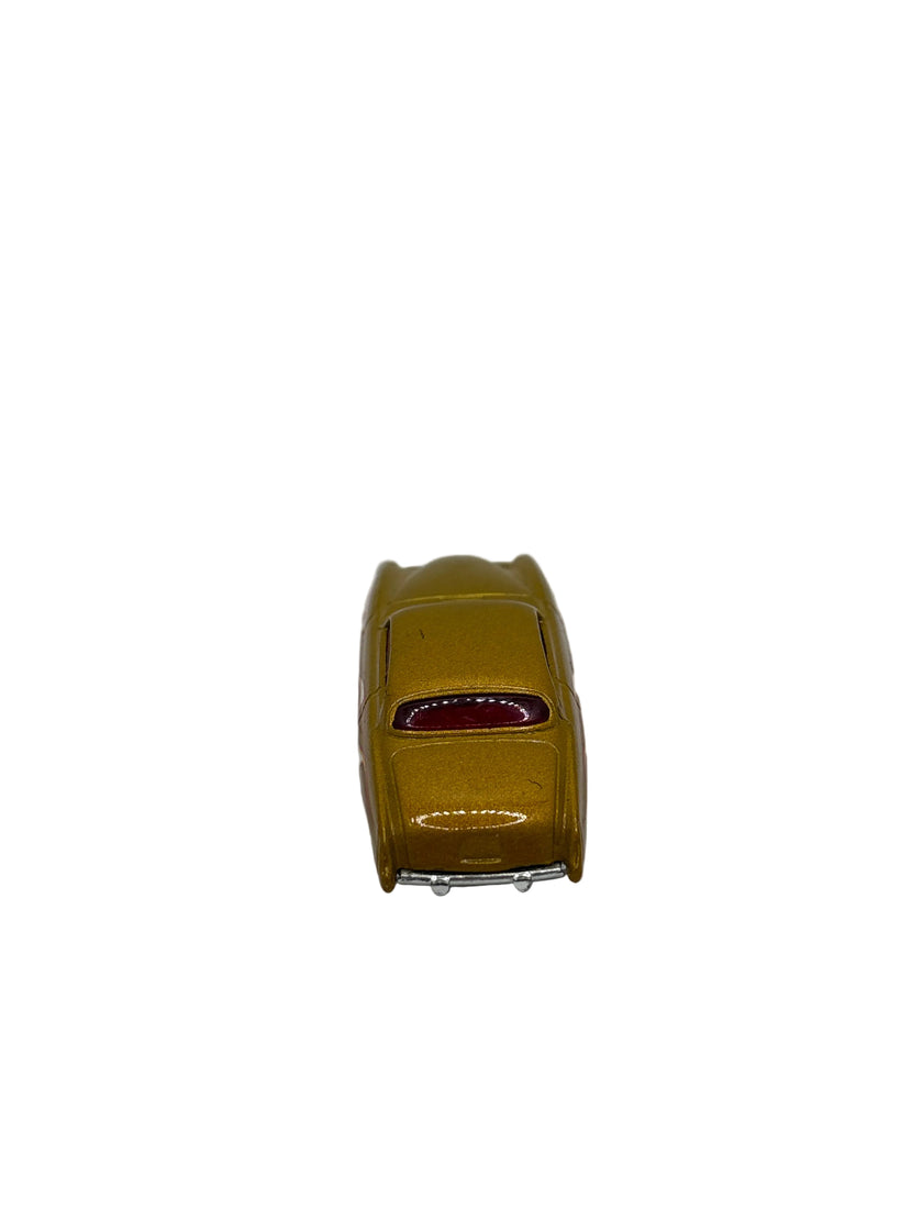 Hot Wheels Fish’D & Chip’D Diecast gold