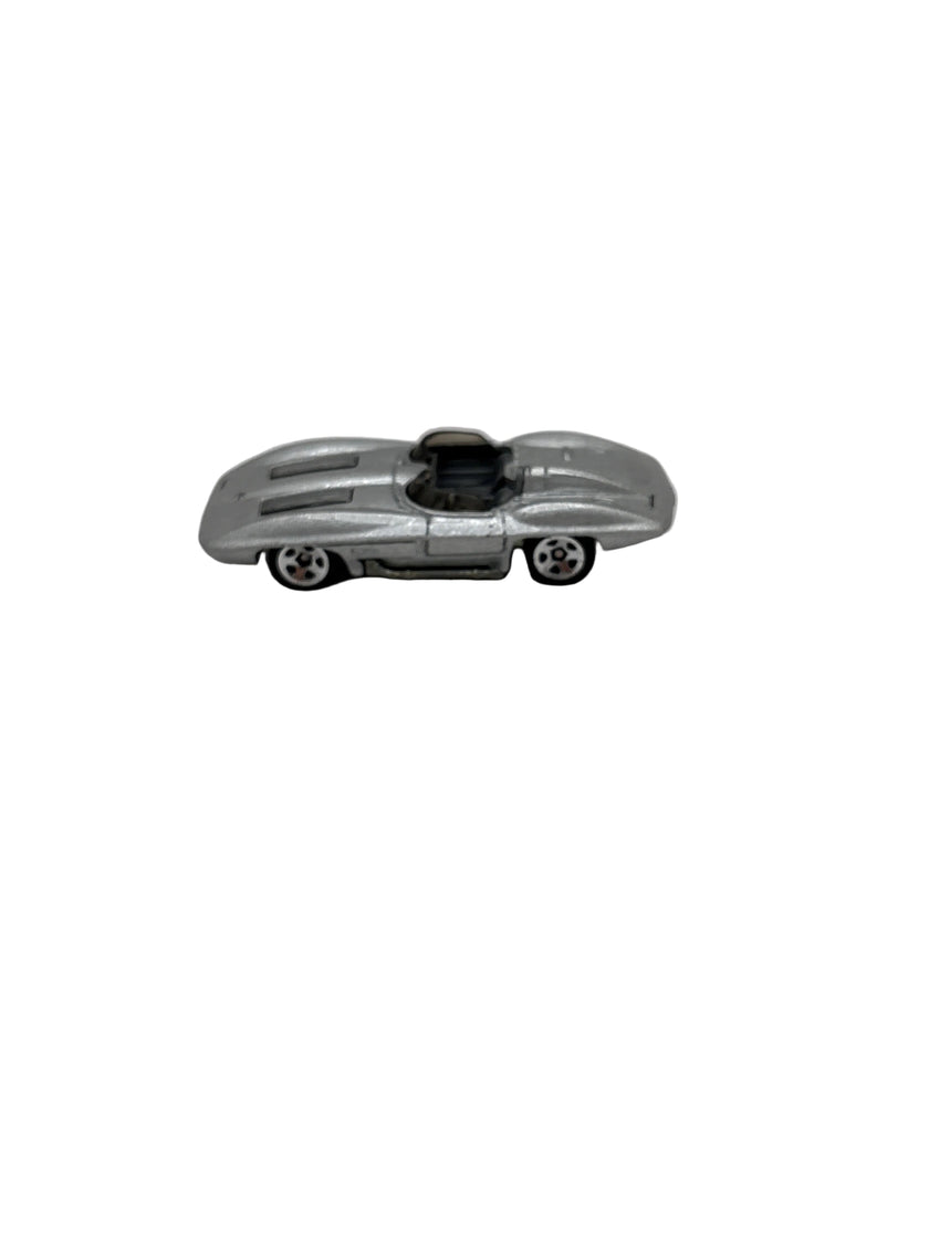 Hot Wheels Corvette Stingray Diecast silver