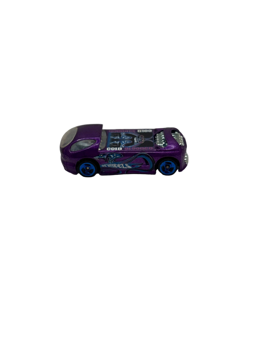Hot Wheels Deora II Diecast purple