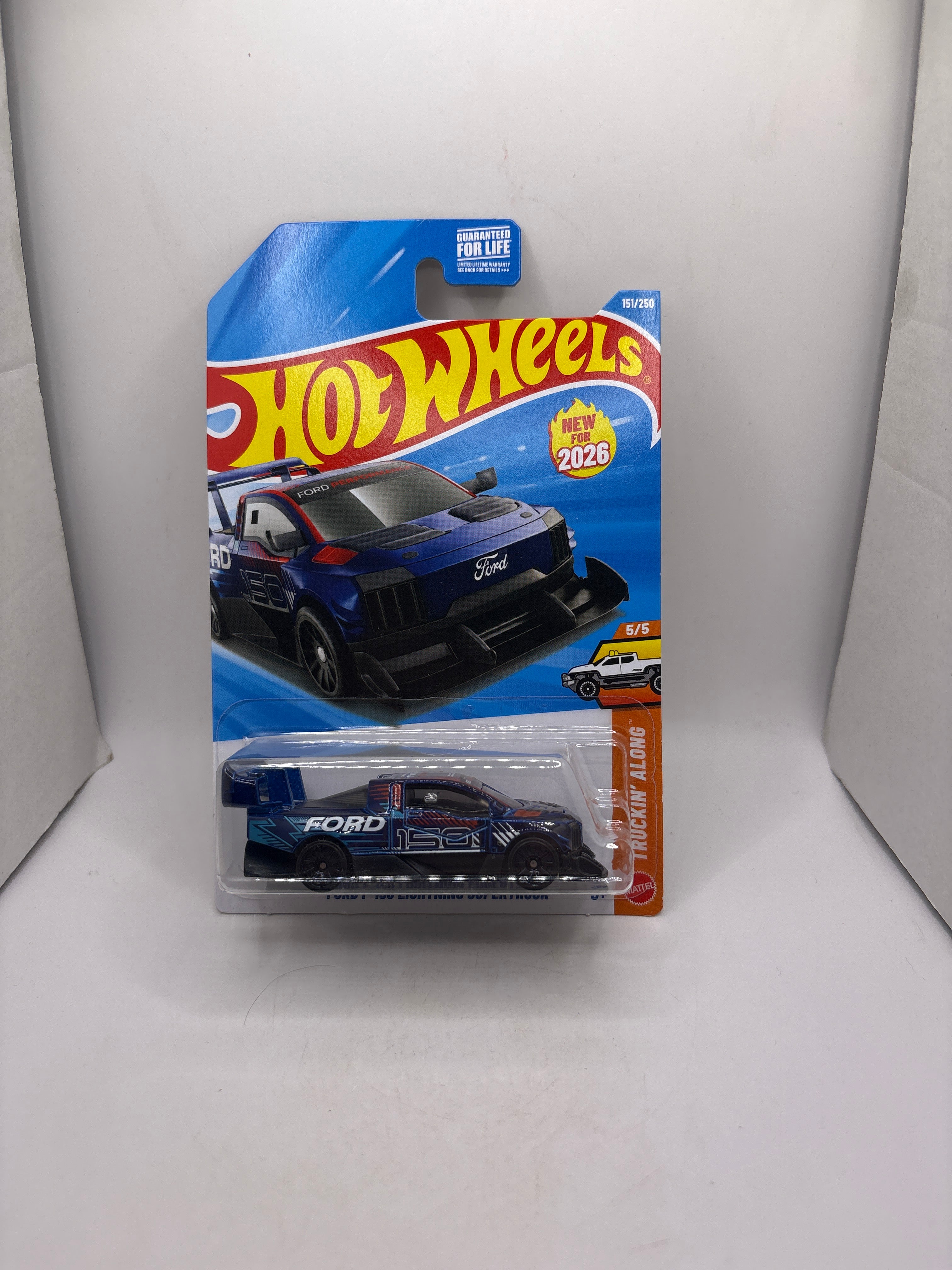 Hot Wheels Ford F-150 Lightning Supertruck Diecast blue
