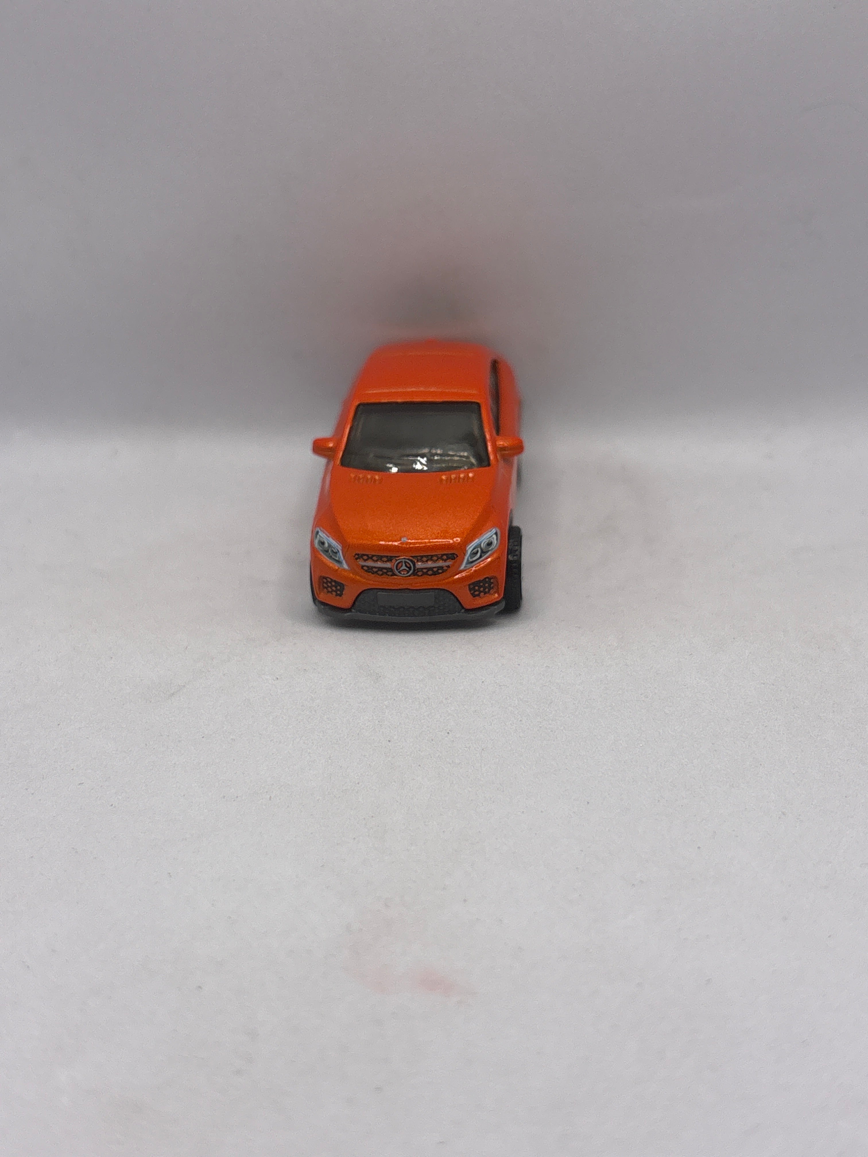 Matchbox 15 Mercedes-Benz GLE Coupe Diecast