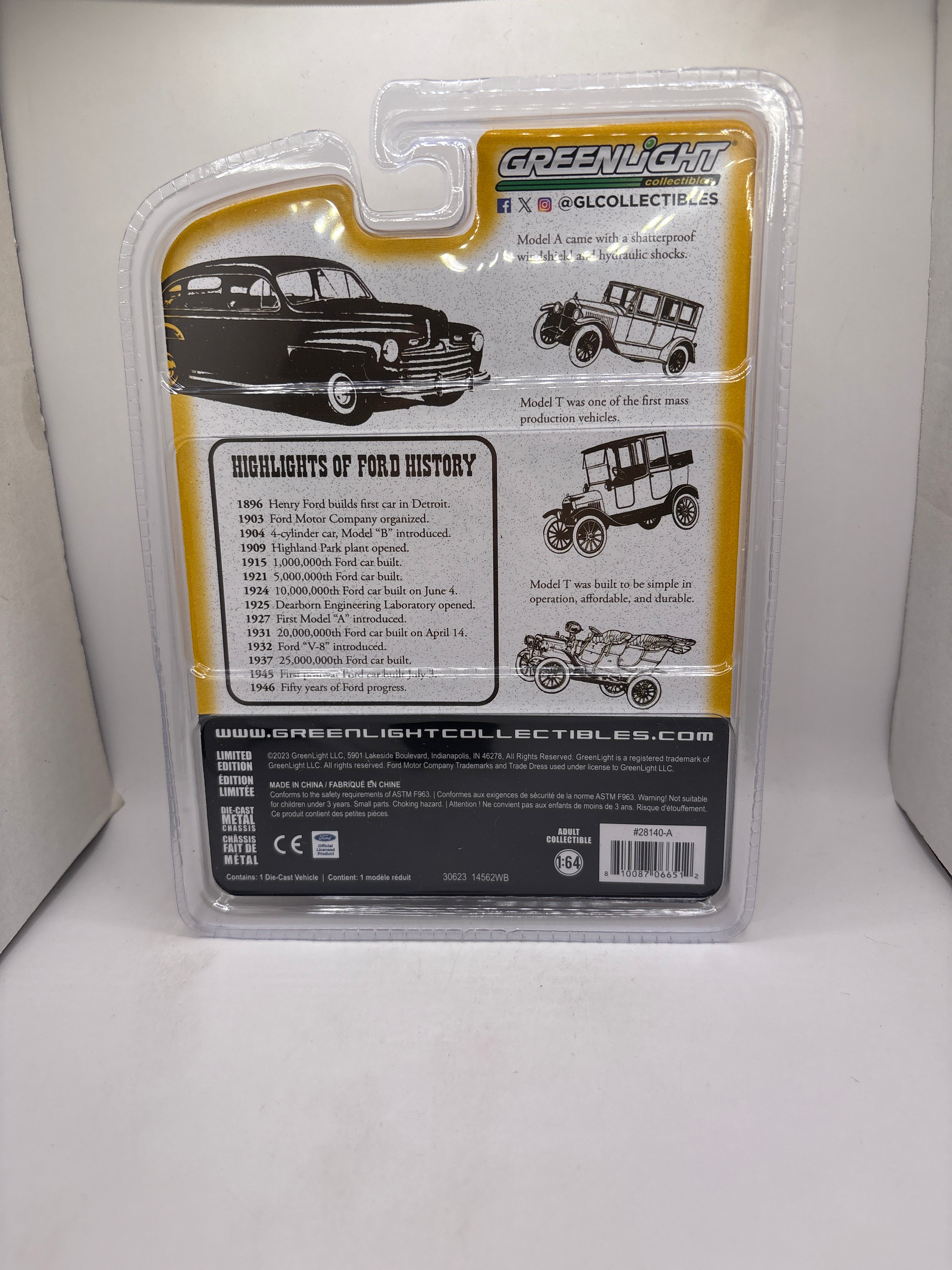 Greenlight 1946 Ford Super Deluxe Fordor Diecast