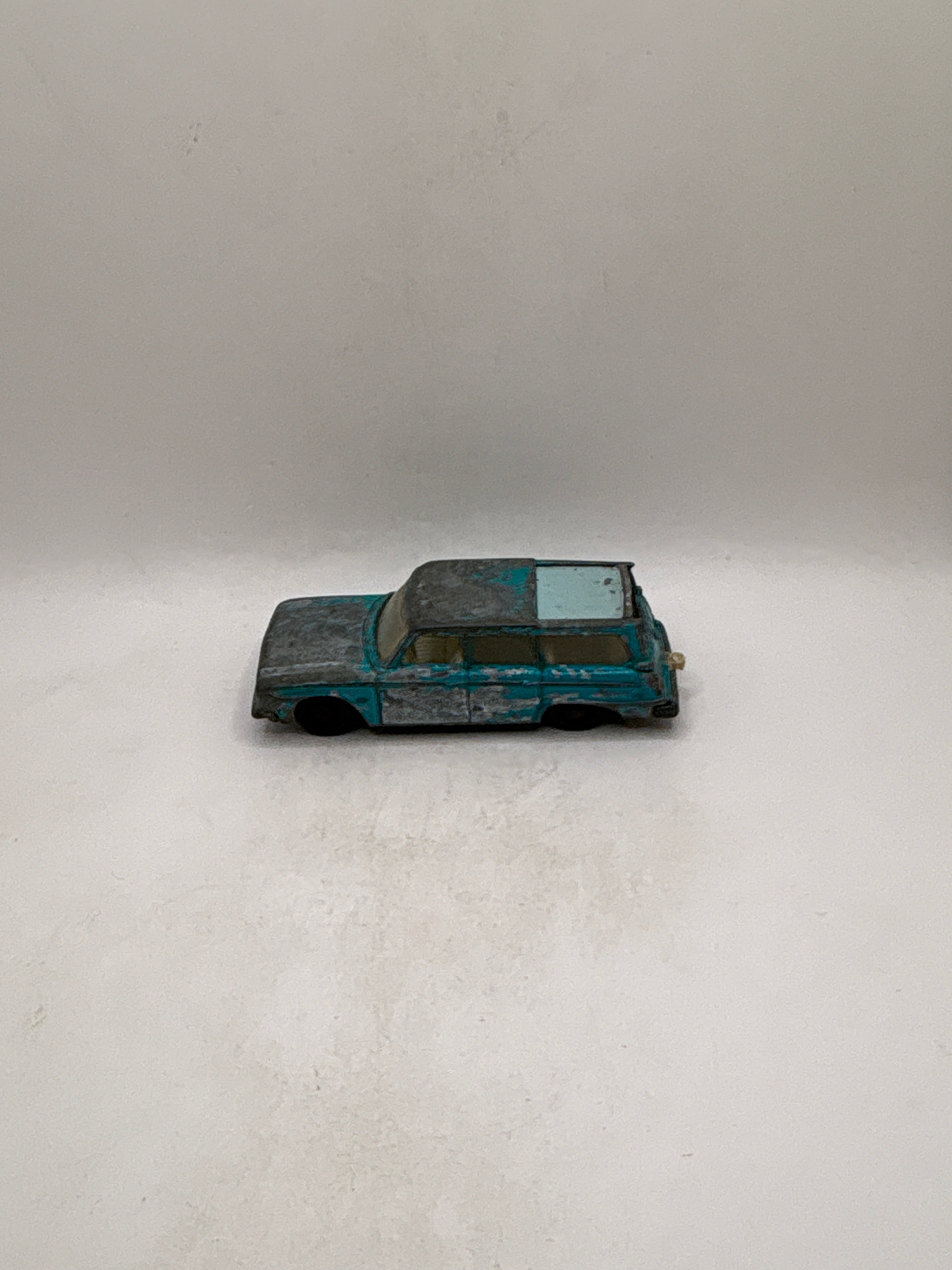 Matchbox Studebaker Lark Wagonaire Diecast