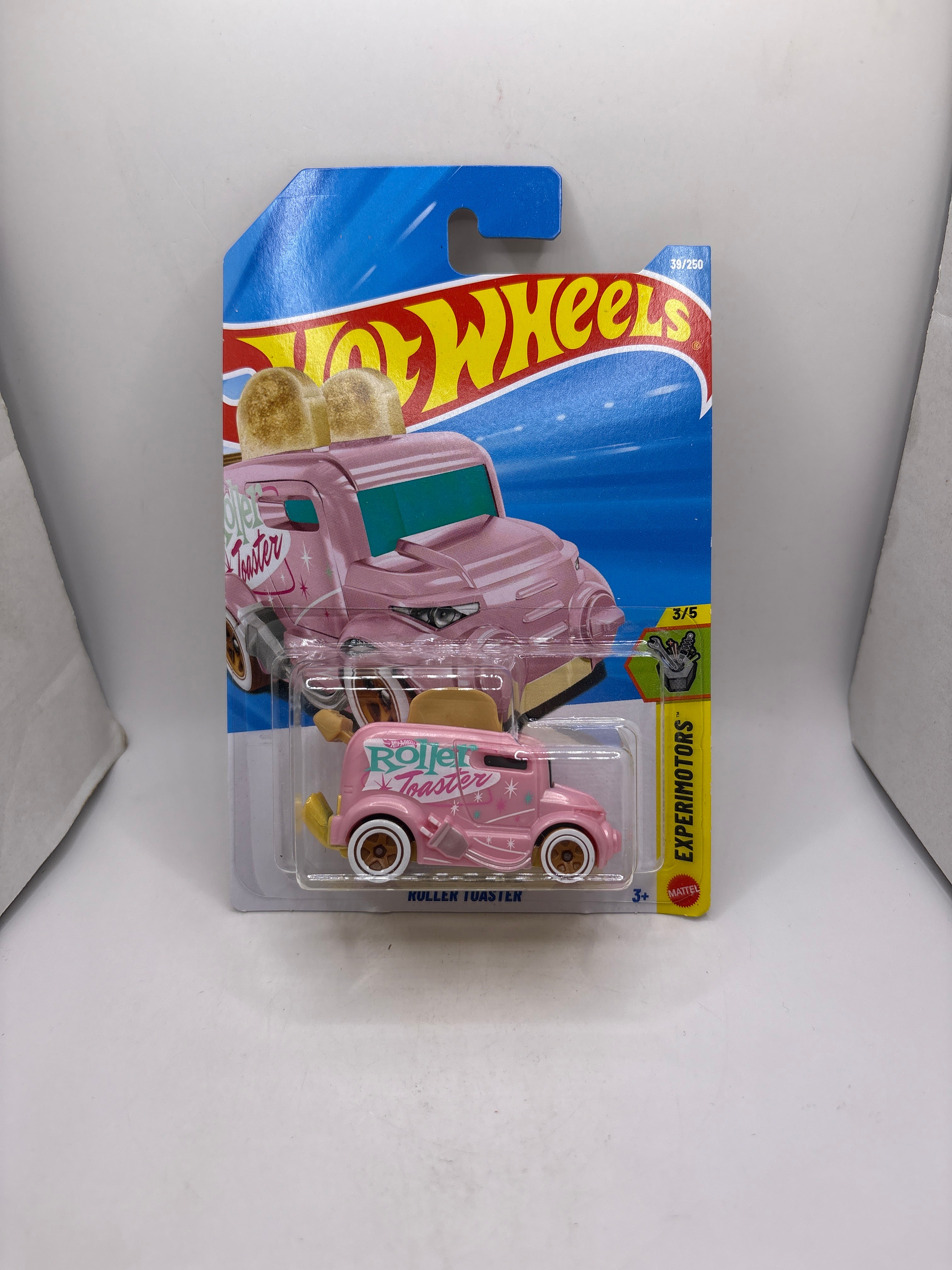 Hot Wheels Roller Toaster Diecast pink